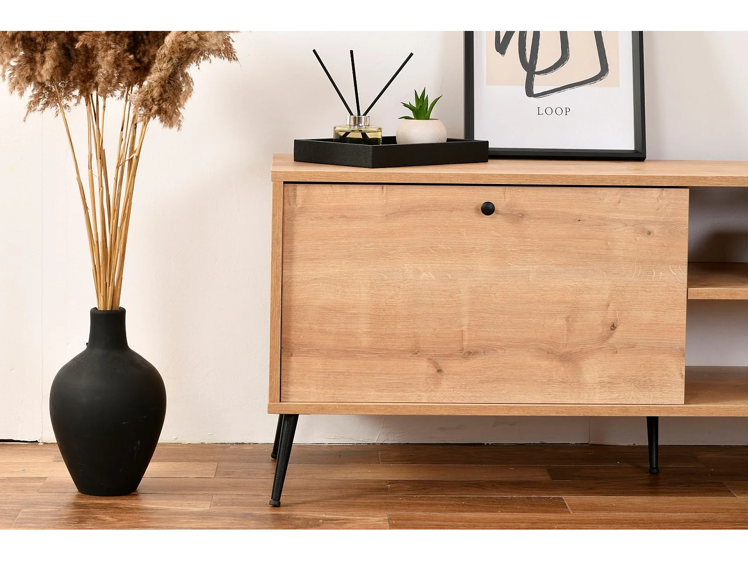 Móvel de TV – 55 cm x 140 cm x 41 cm – Carvalho – MDF