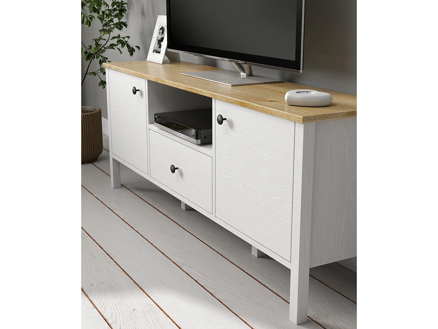 Meuble TV en aggloméré Frannie Modèle 1 : 150 x 35 x 58 cm