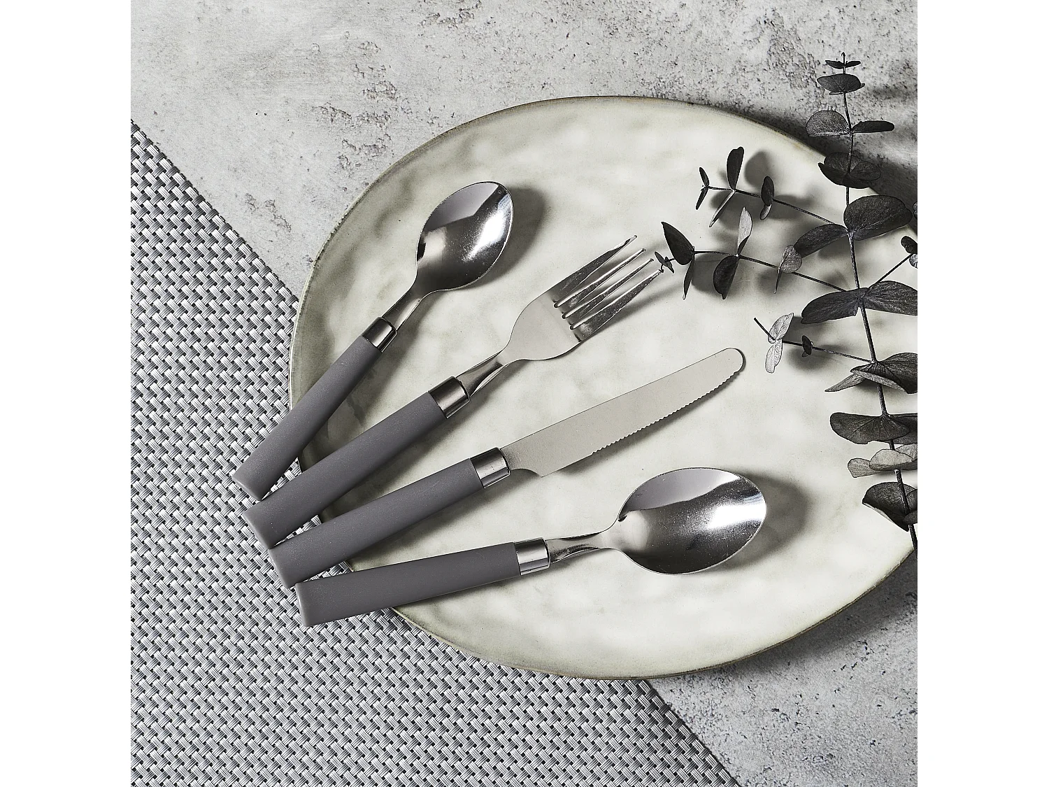 Range Couverts 16pcs Gris Campus Gris, Blanc