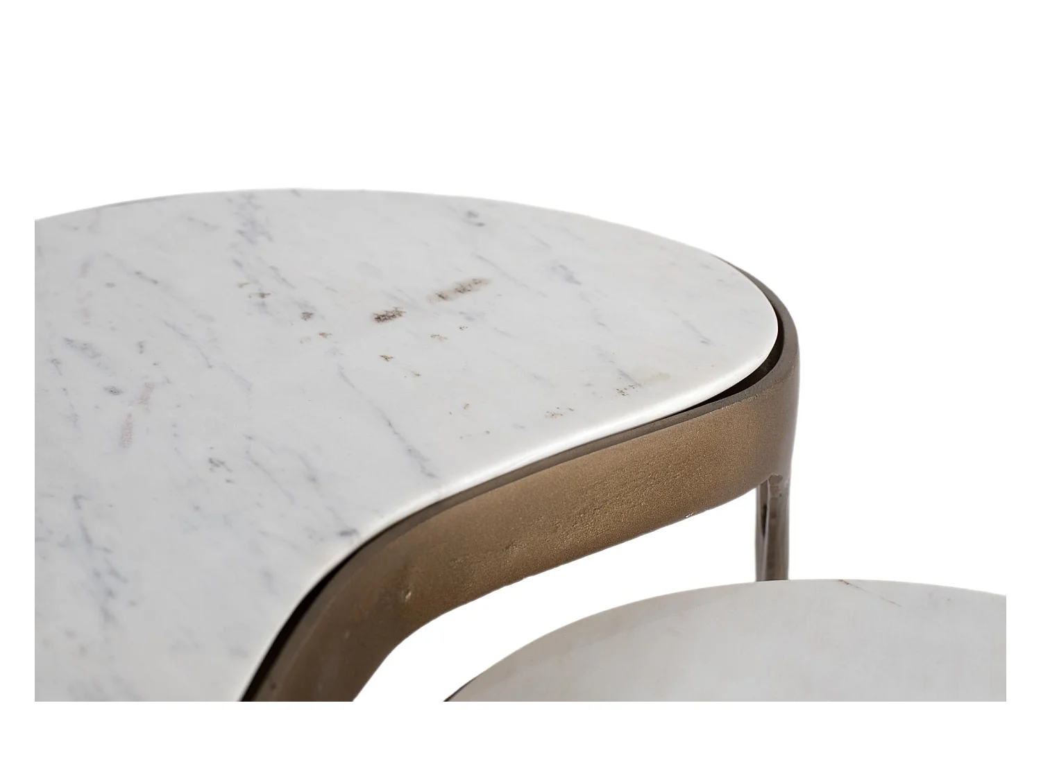 Ensemble de deux tables d'appoint cylindriques à bords arrondis