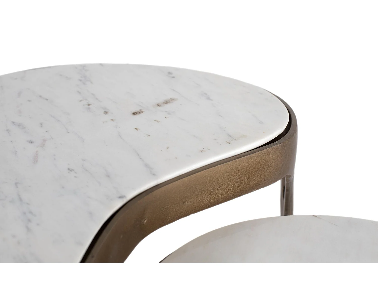 Ensemble de deux tables d'appoint cylindriques à bords arrondis