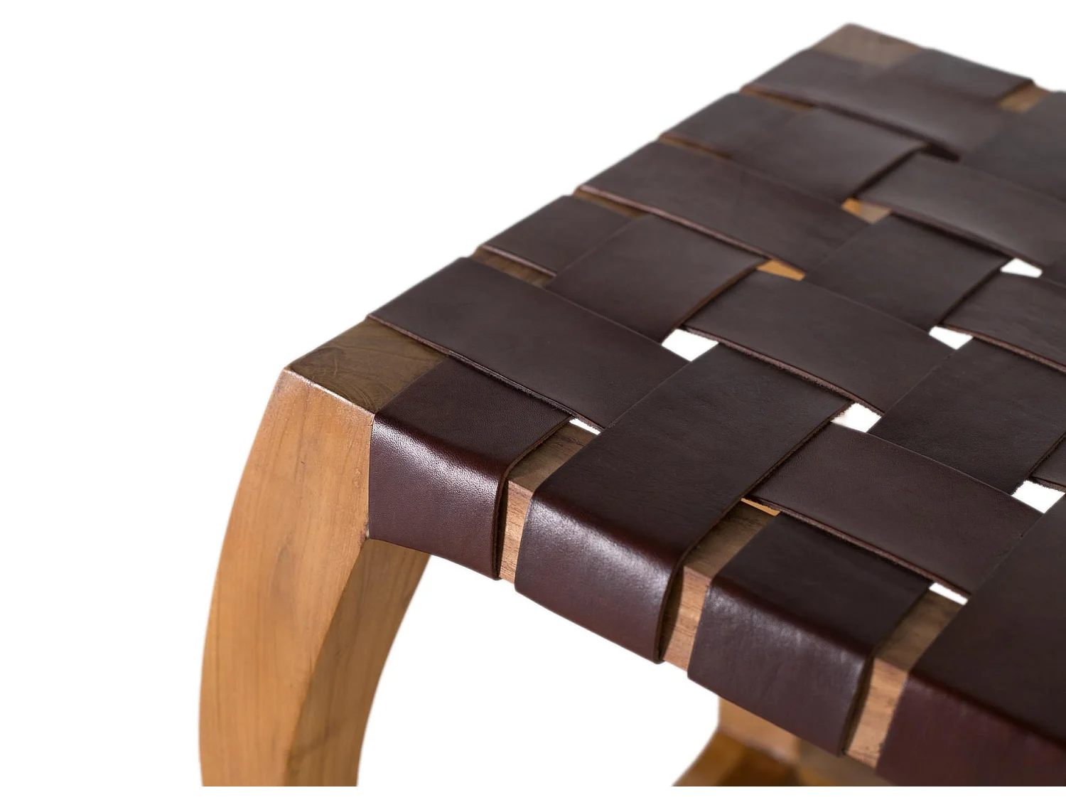 Tabouret artisanal en bois de mindi massif