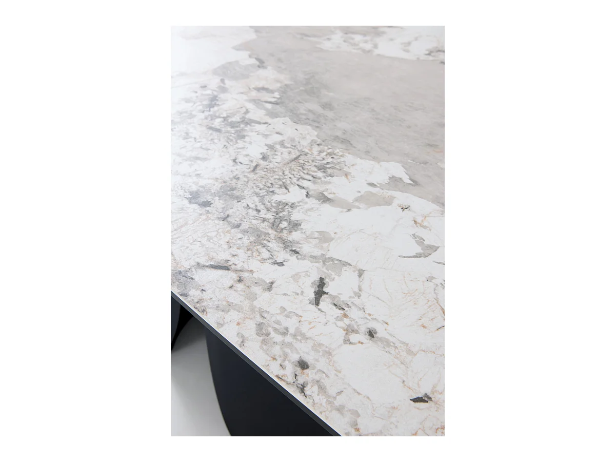 Ausziehbarer Tisch 180/240 x 95 mit Keramikplatte