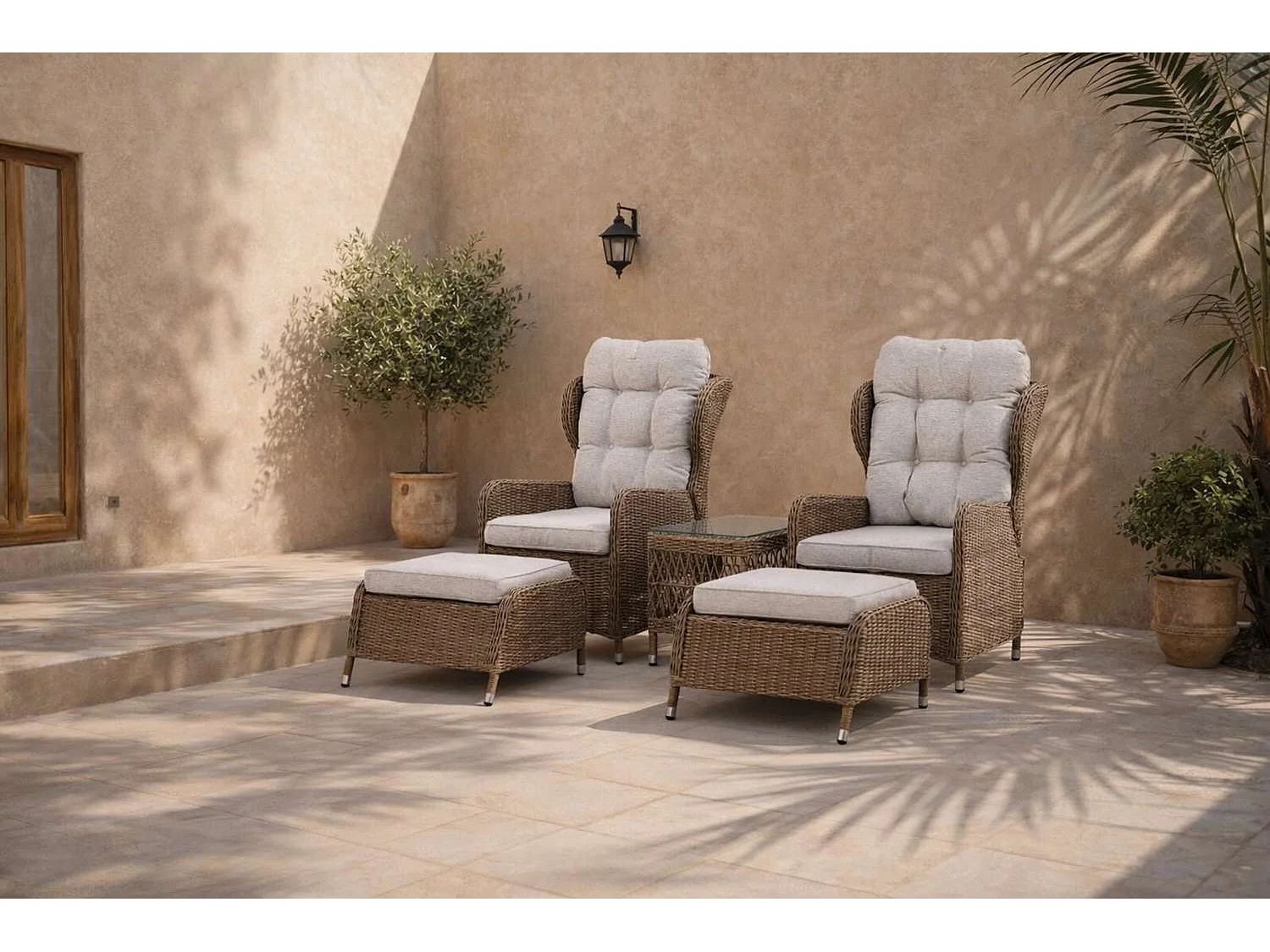 Washington lounge set 2 fauteuils, 2 poefs, 1 salontafel natuur.