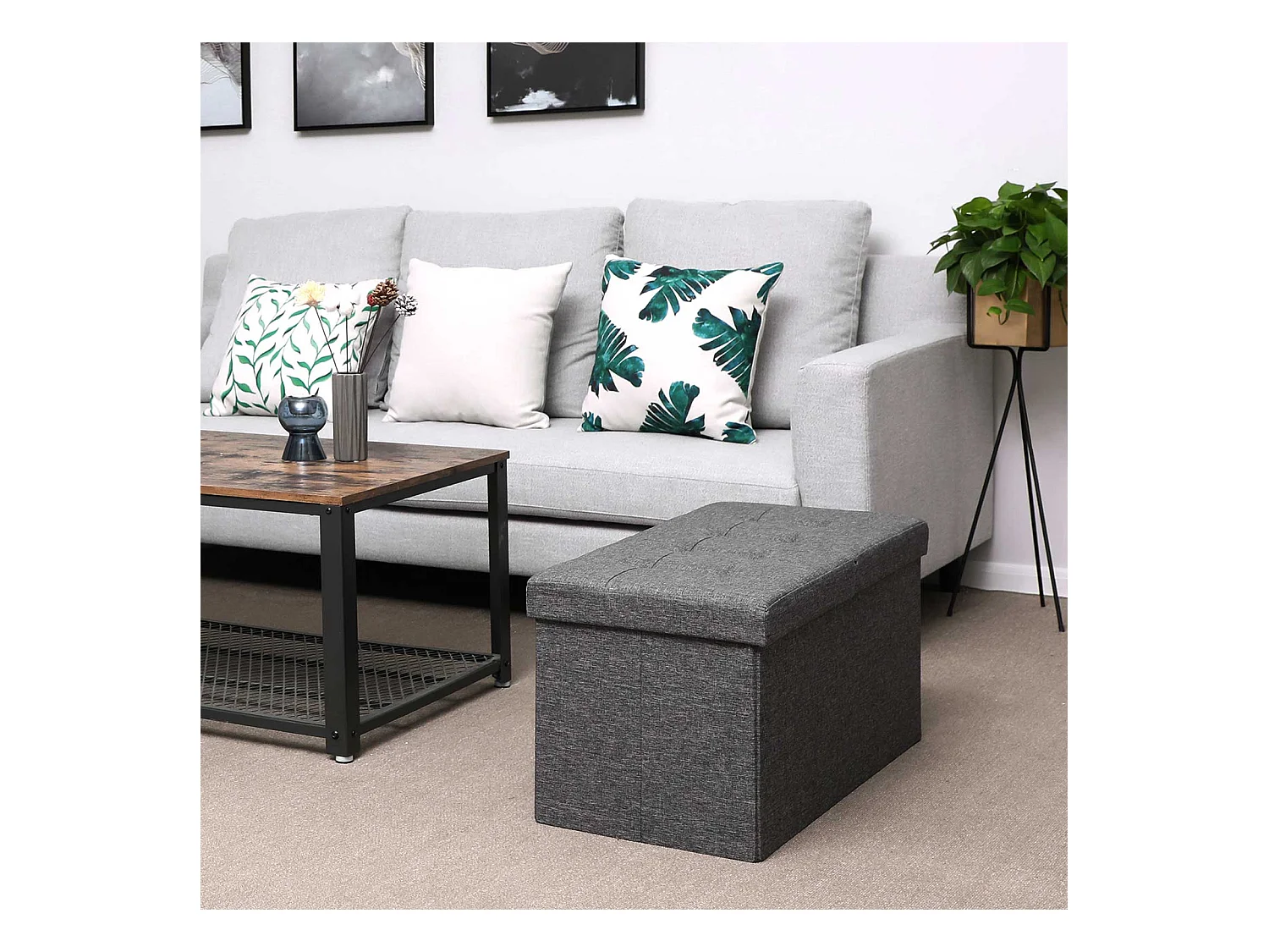 Sitzbank mit Klappdecke Abū Ḩummuş