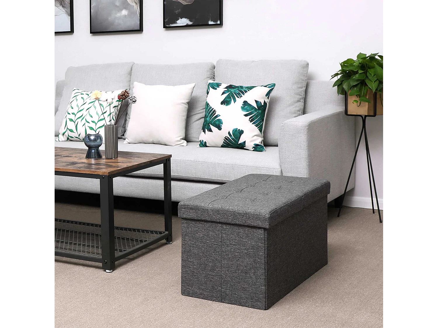 Sitzbank mit Klappdecke Abū Ḩummuş