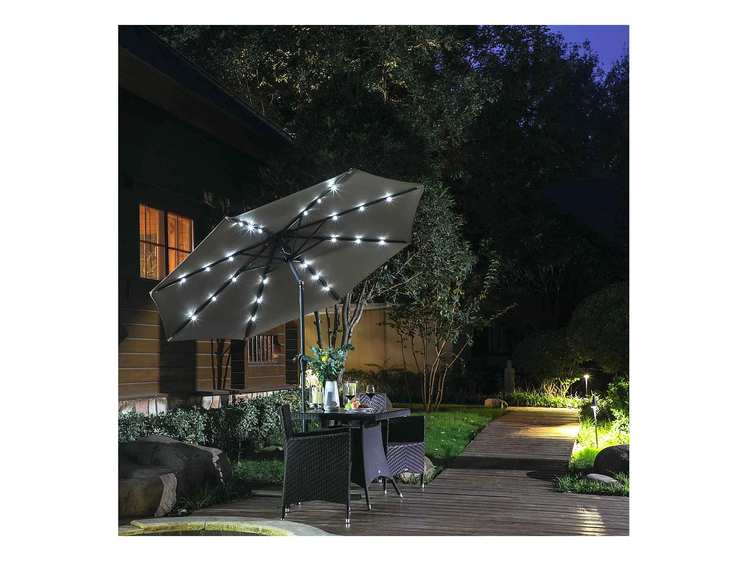 Sonnenschirm mit LED-Solar-Beleuchtung