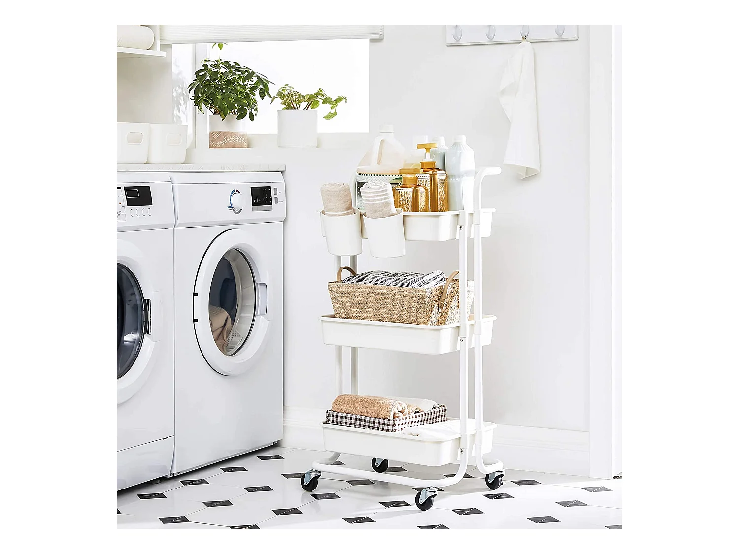 Rollwagen Ponders End