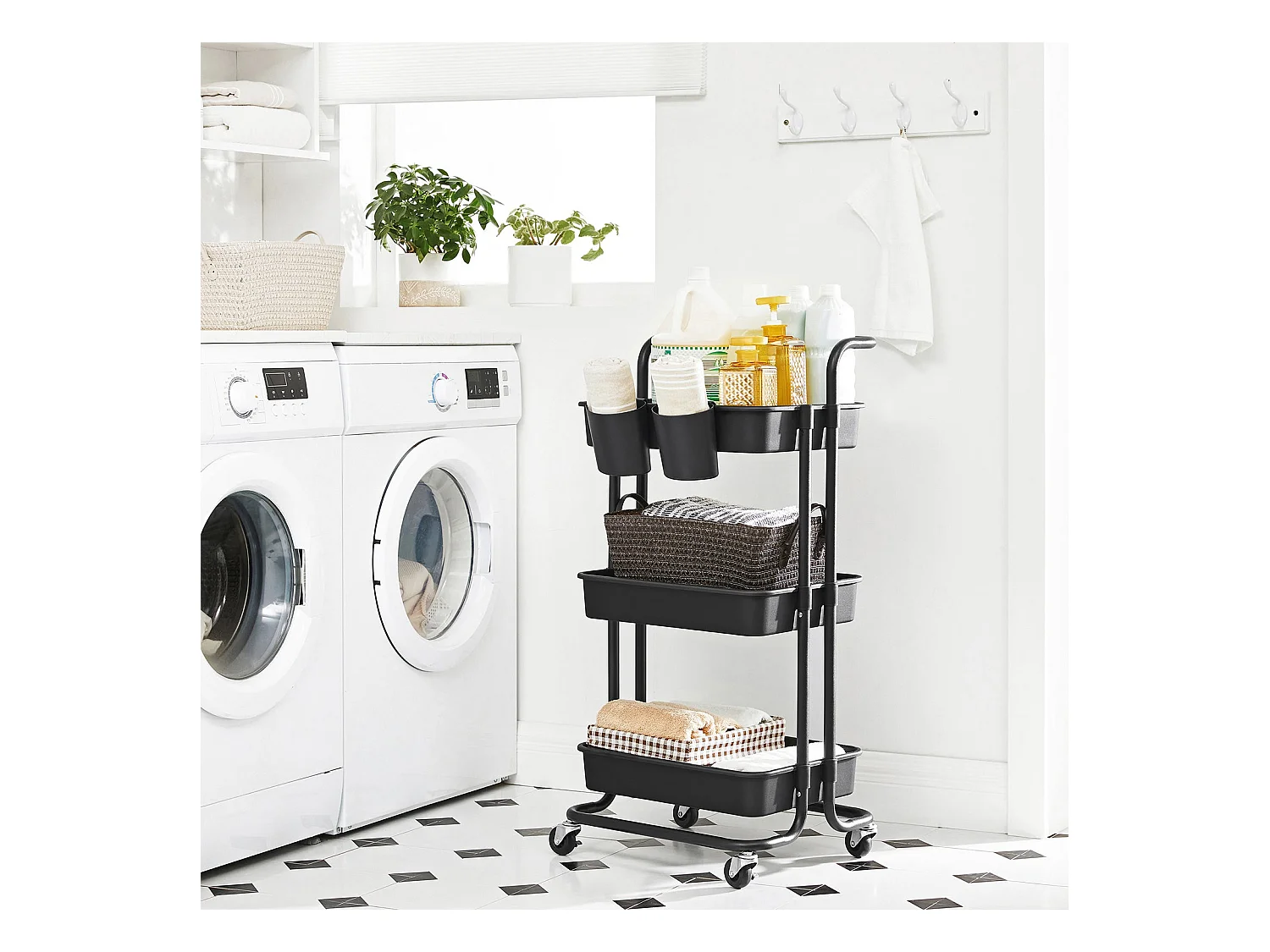 Rollwagen Ponders End