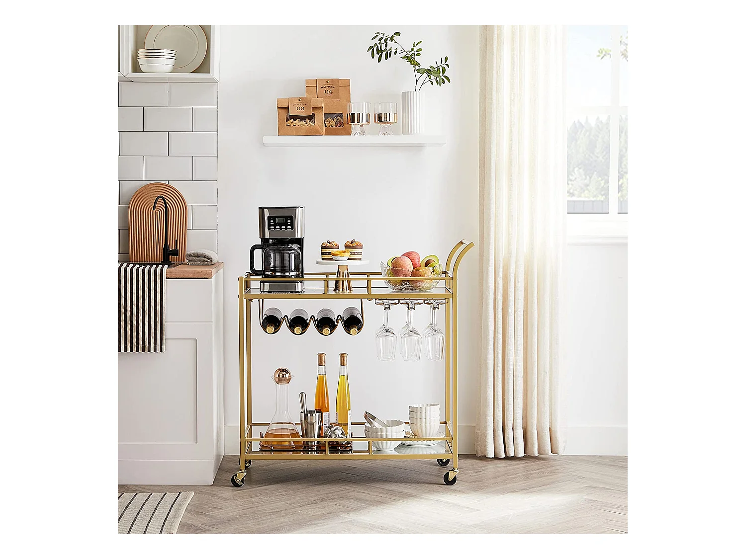 Chariot de service avec plateaux en verre