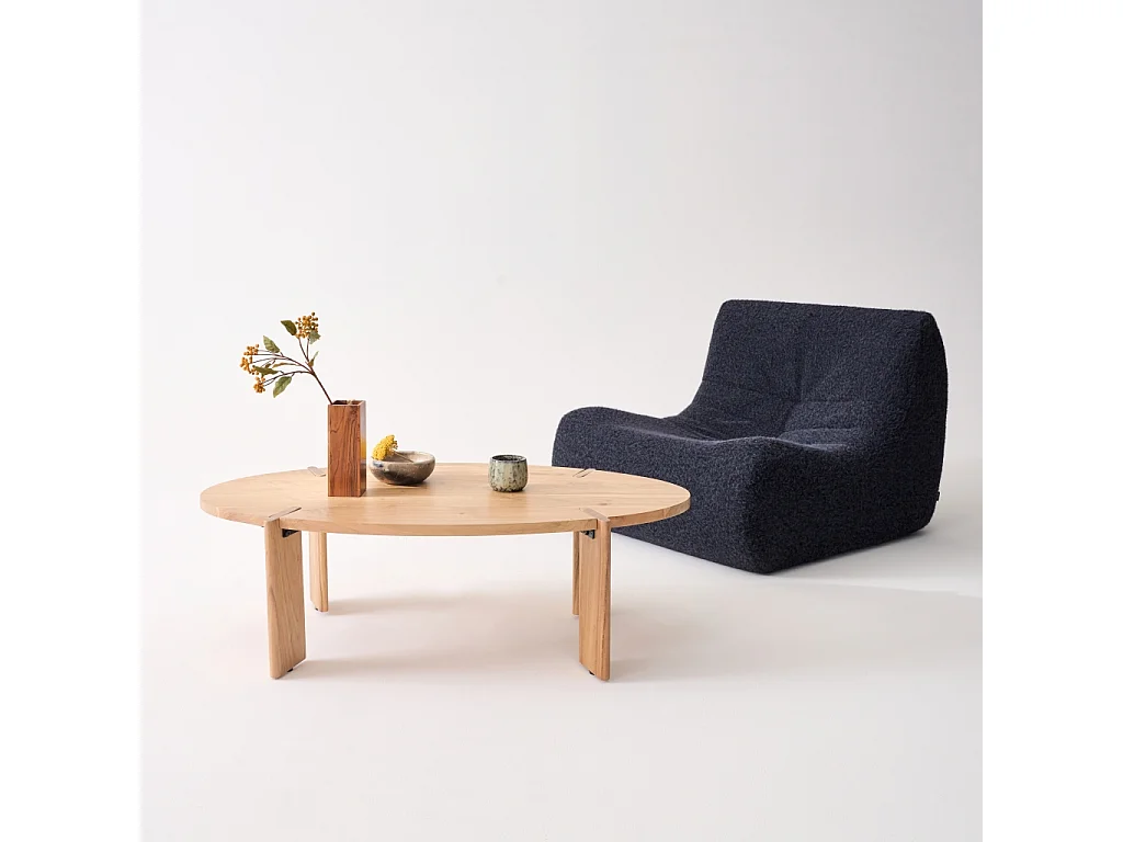 Mesa de centro ovalada de madera maciza de mango natural