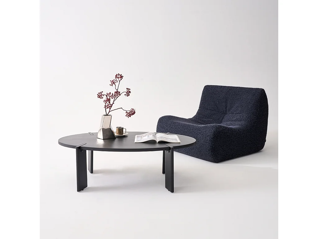 Mesa de centro ovalada de madera maciza de mango negro