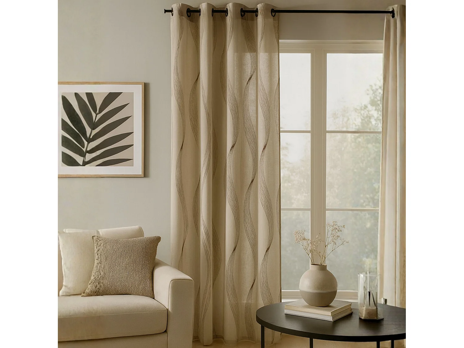 Voile mit wellenförmigen Streifen