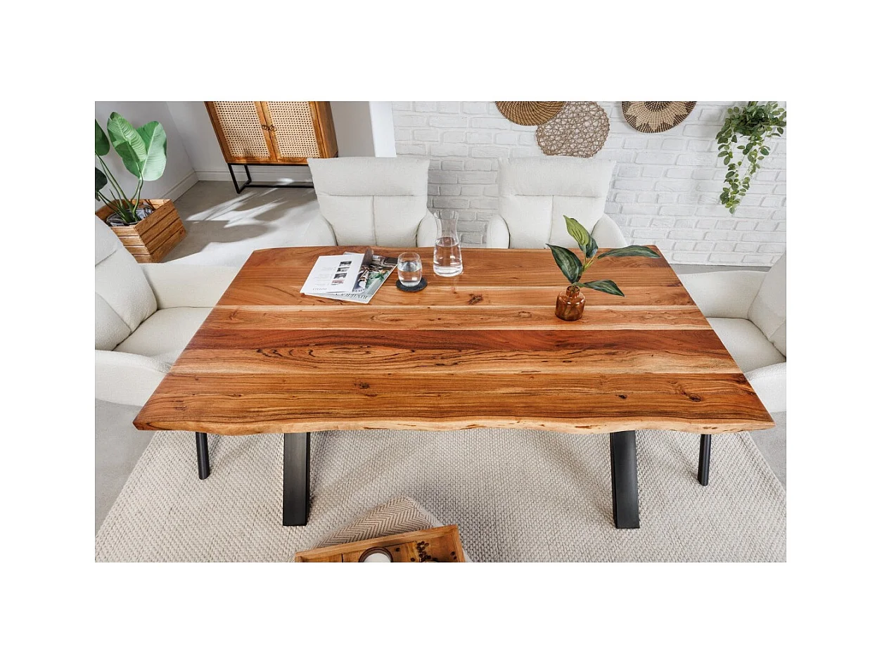 Table de salle à manger ARKAYA – Bois massif d'acacia verni et pieds en métal noir en X – 160 cm – Style industriel