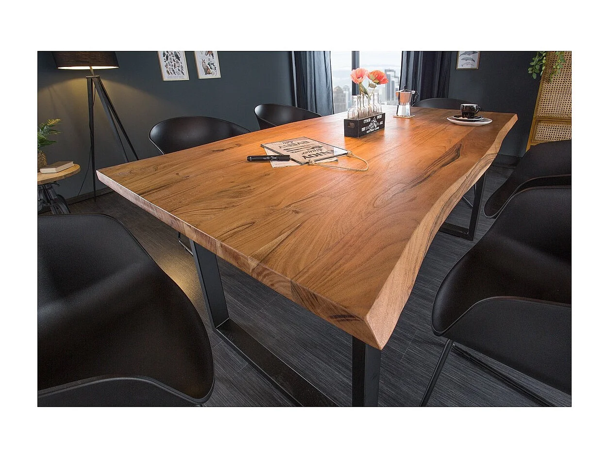 Table de salle à manger ARKAYA – Bois massif d'acacia verni et métal noir – 160 cm – Style industriel