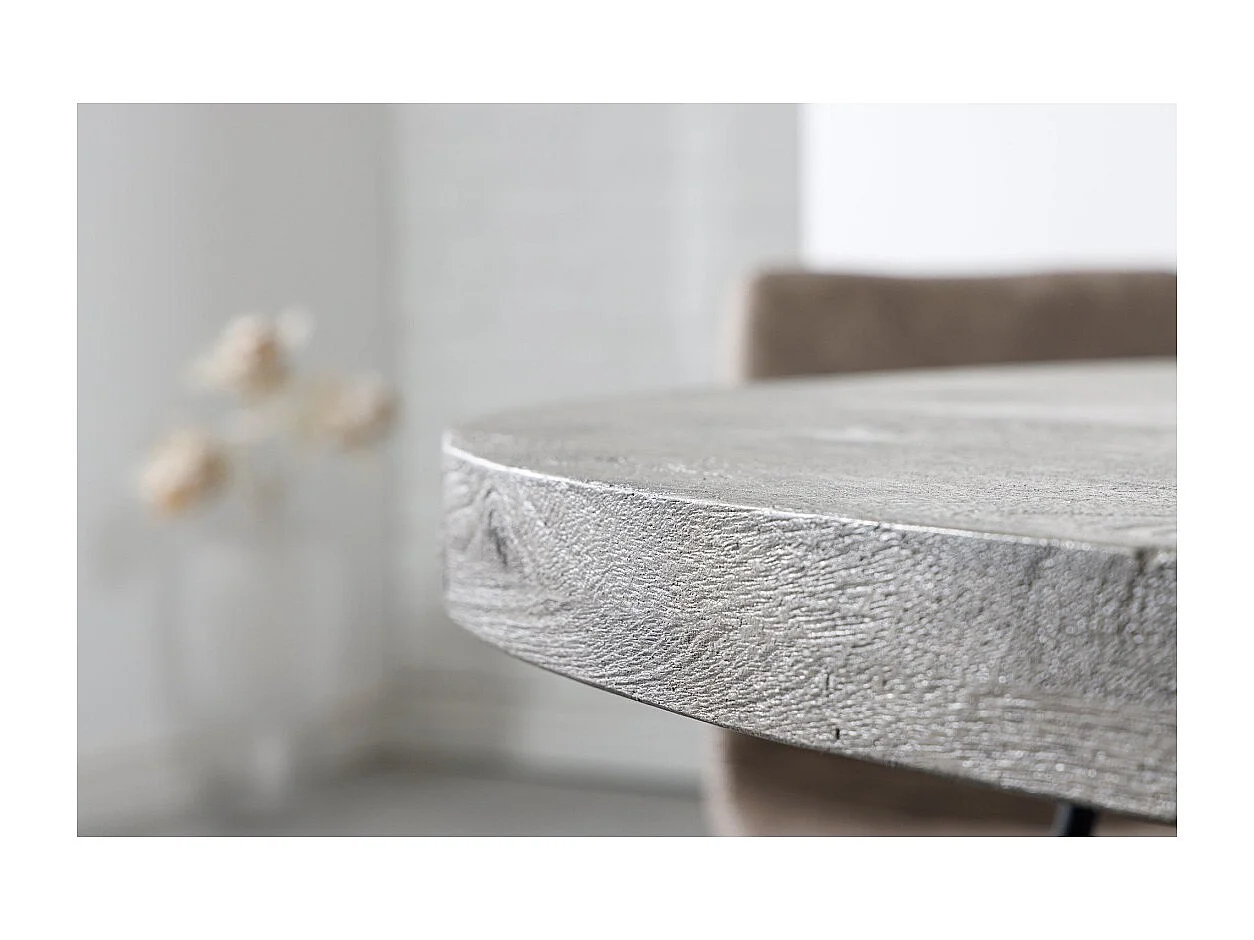 Table de salle à manger SILVA – Bois de manguier gris et métal noir – 120 cm – Forme ronde – Style contemporain