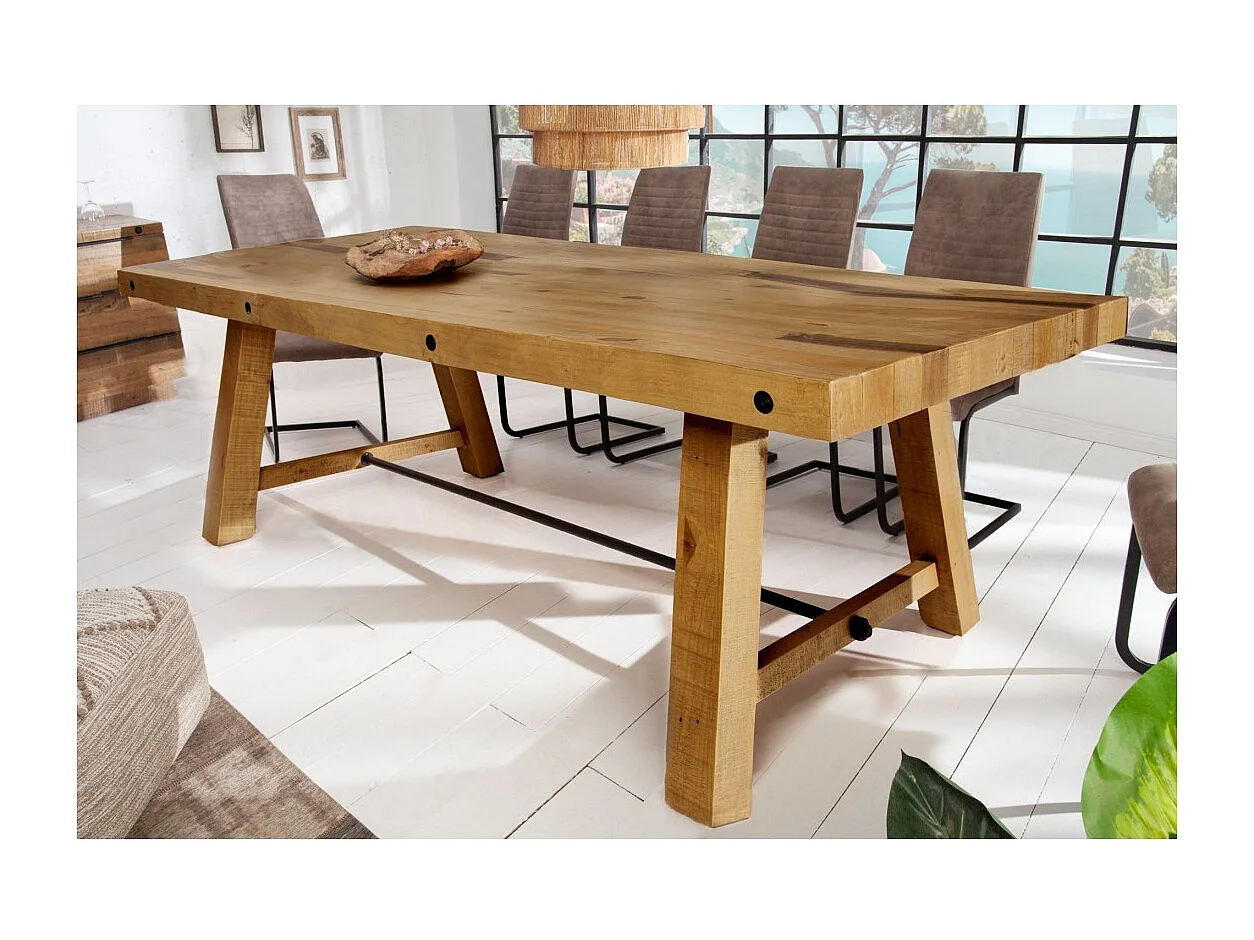 Table de salle à manger RANCHO – Bois de pin recyclé verni – 240 cm – Style rustique