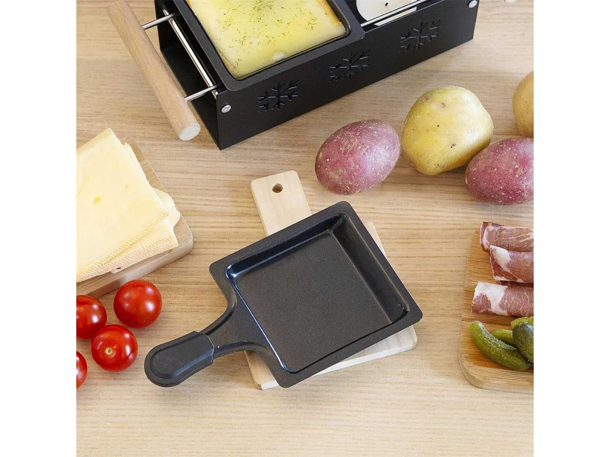Pack de 4 repose-poelons à raclette en bois gravés