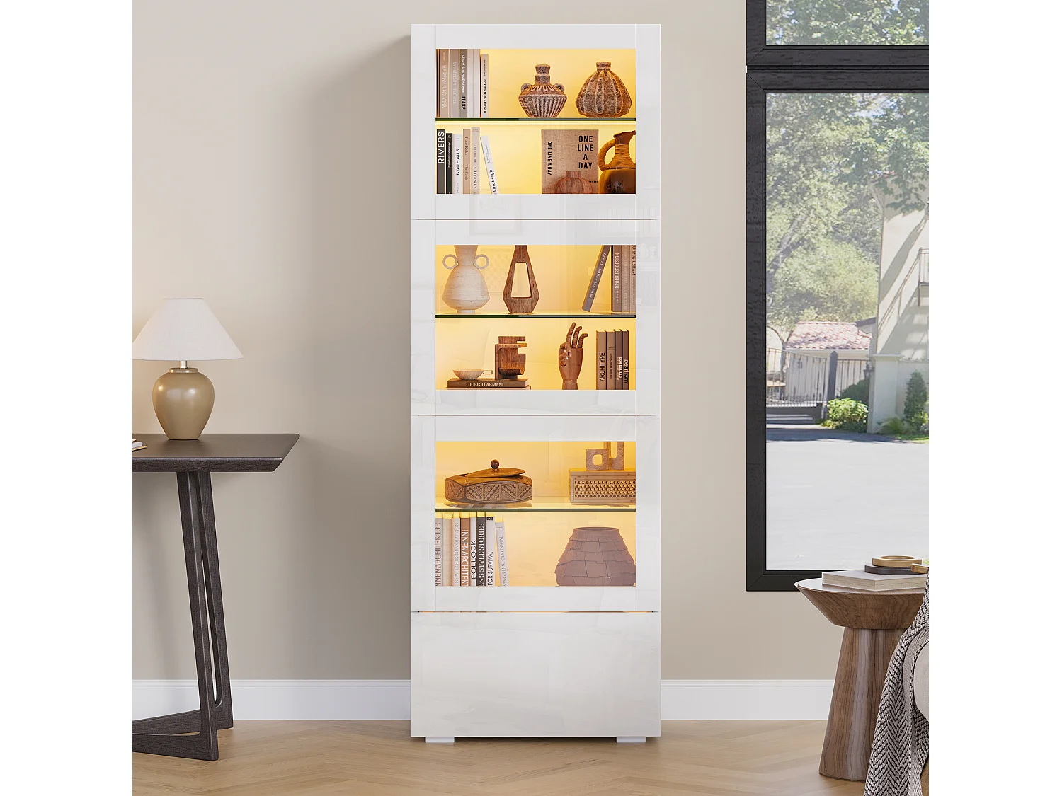 Vitrine blanche avec 3 portes en acrylique, 1 tiroir et éclairage LED, étagère en verre
