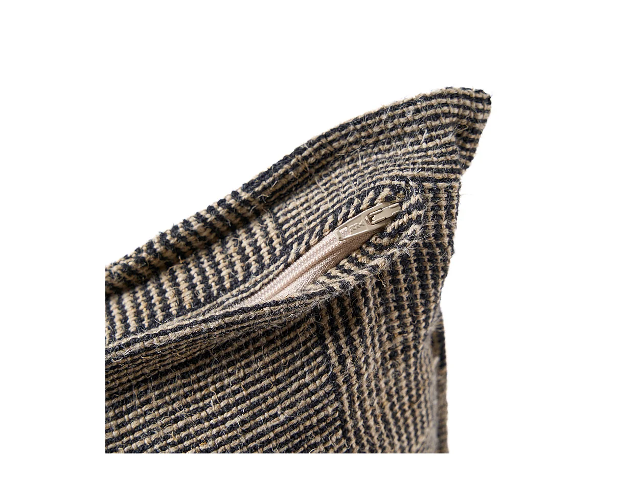 De Bloc Party Kussensloop - Zwart Naturel - 50x50