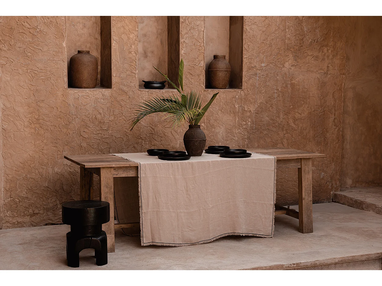 The Tuscany Tablecloth - Natural Black - 150x300