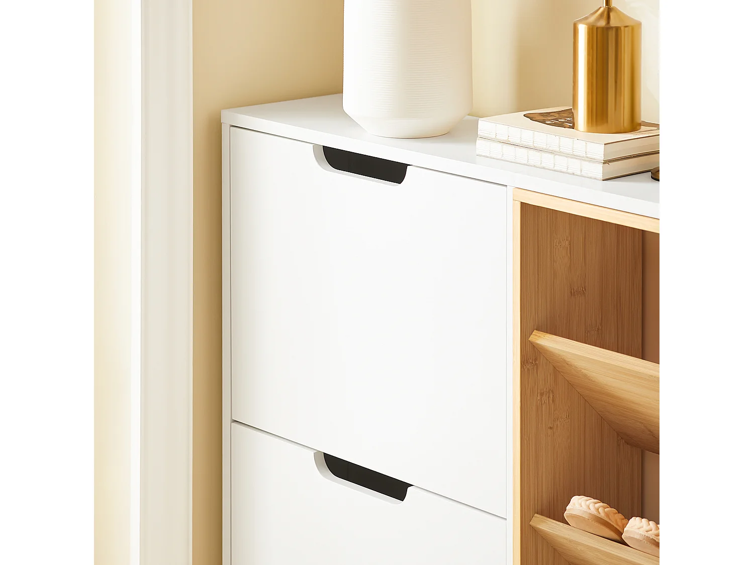 SoBuy Armoire à Chaussures Blanche 4 Portes avec Compartiments Ouverts