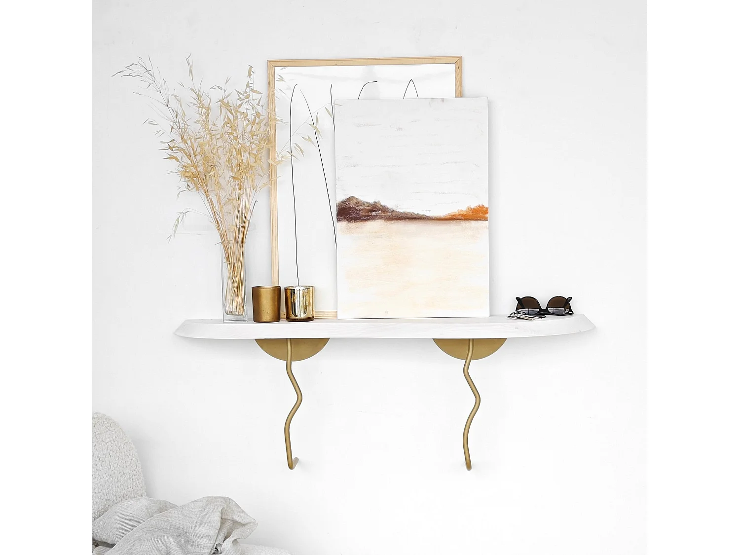 Étagère murale élégante, 99 cm x 22 cm, 100 % pin et structure en métal, finition or et blanc | Solution de rangement