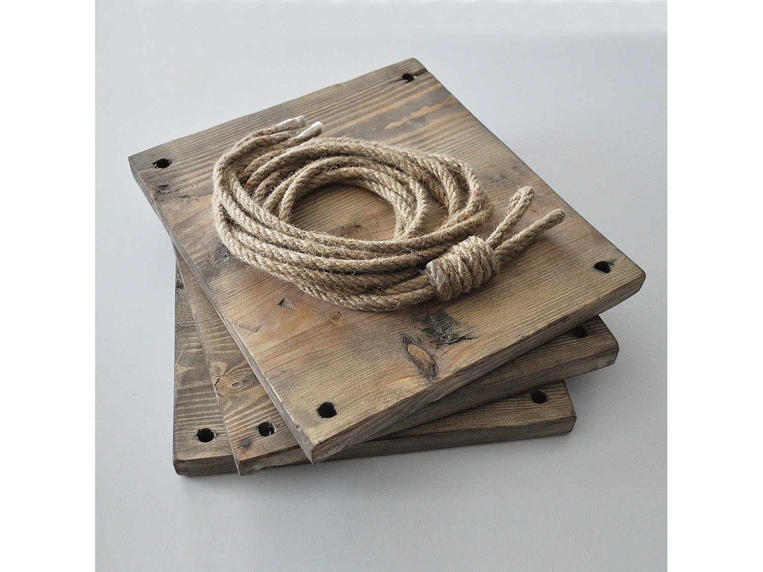 Wandplank – 90 cm x 25 cm x 1,8 cm – Walnootkleur – Dennenhout