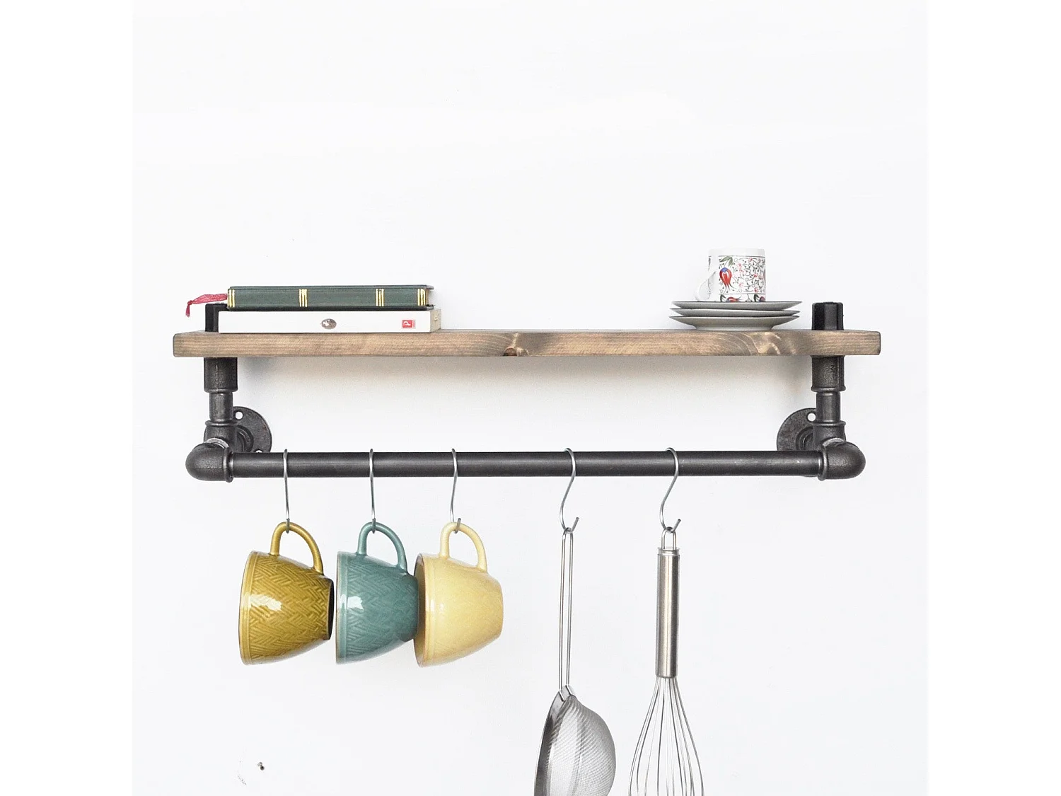 Pijpenplank – 60 cm x 20 cm x 14 cm – Zwart en walnoot – Dennenhout en metaal