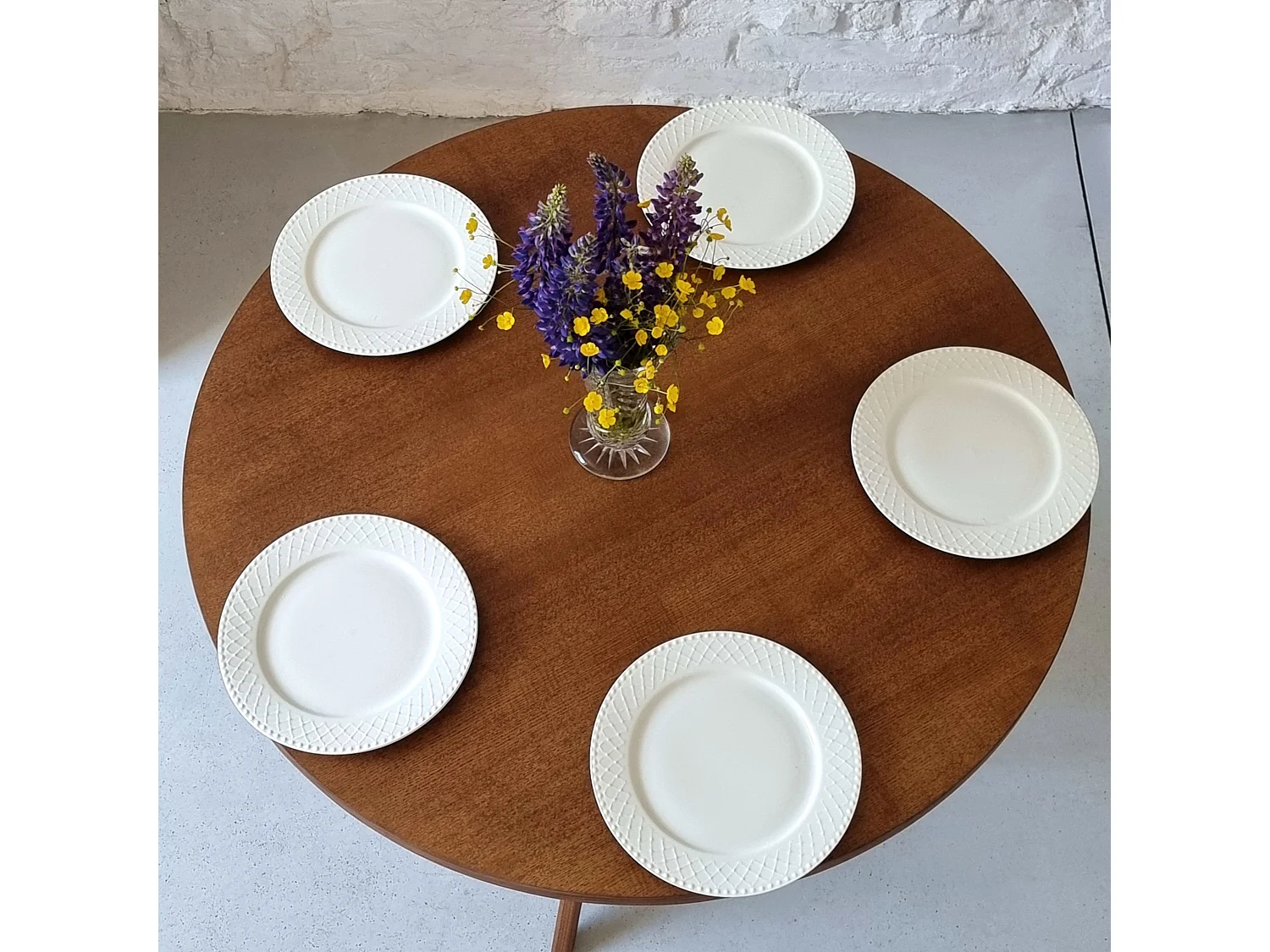 Table à manger ronde 100cm Jubi Bold Noyer