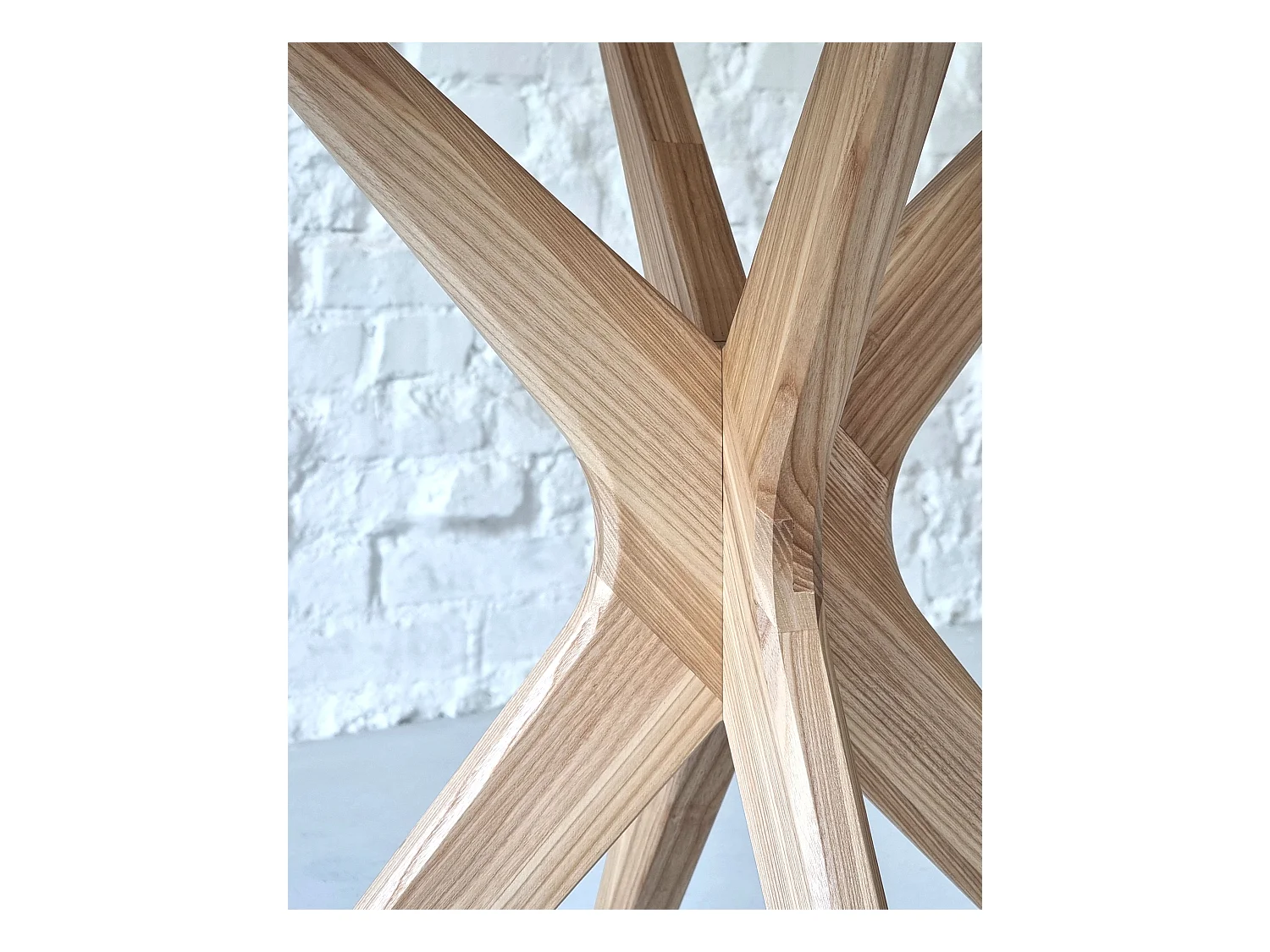 Table à manger ronde 110cm Jubi Bold Beige Brun