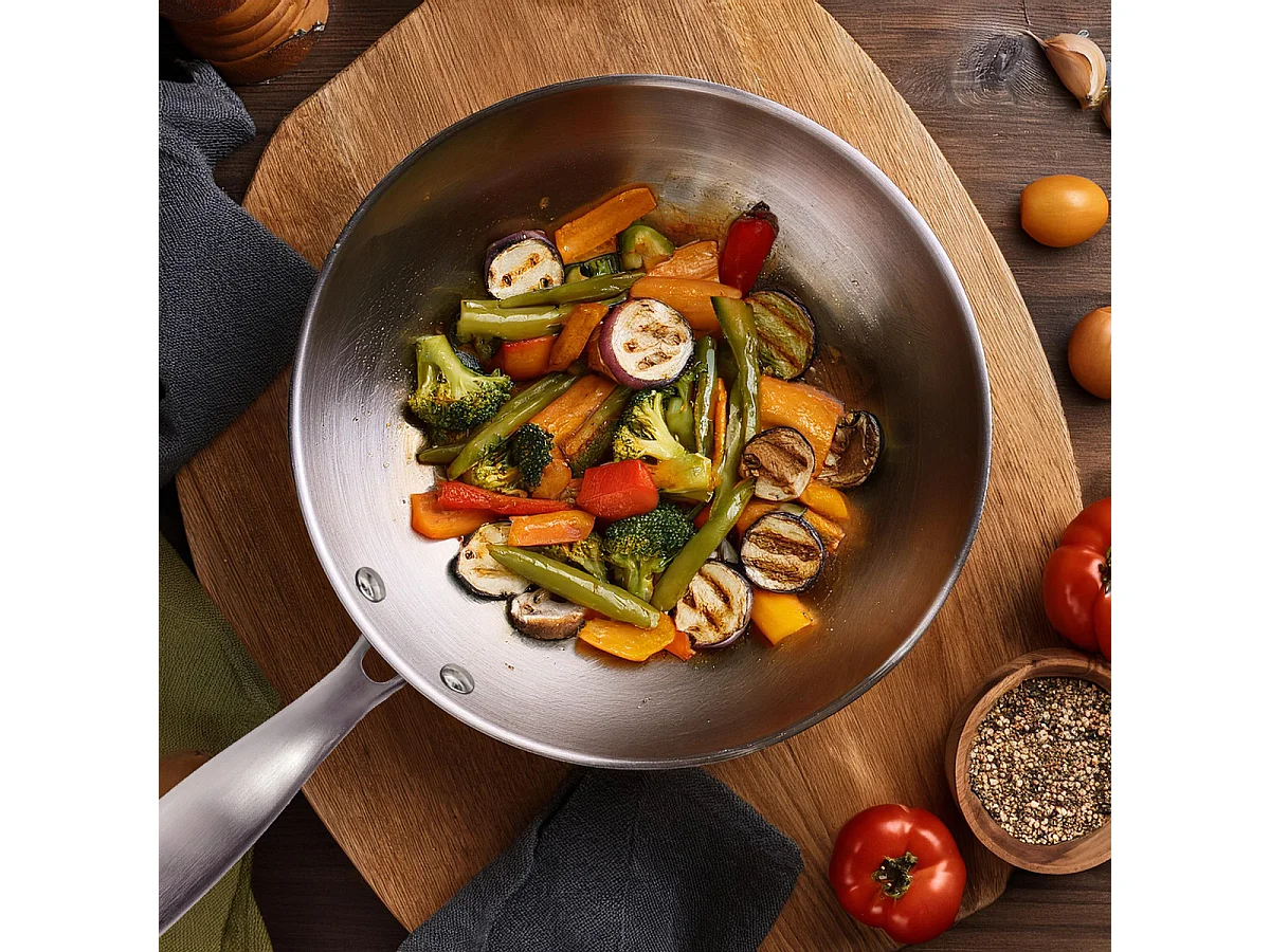 Gourmet - Lot de 2 poêles inox 24 et 28 cm, 1 coffret 4 couteaux de cuisine