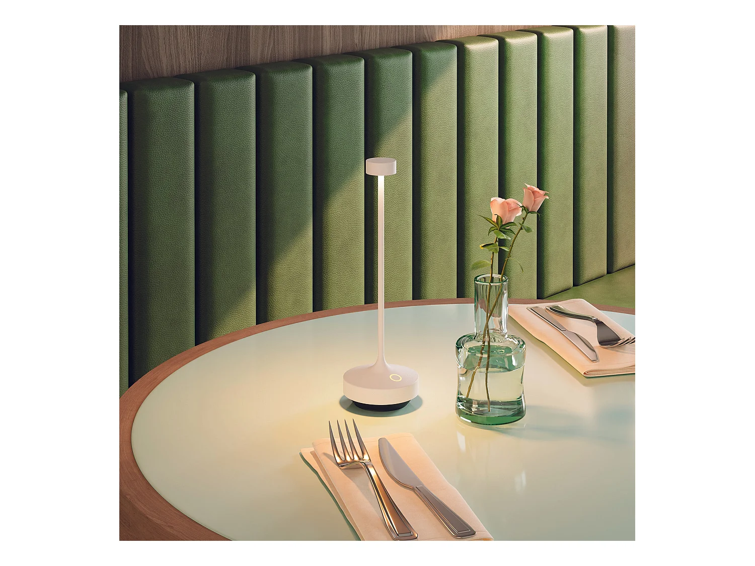 6 lampes avec plateau de chargement RUBY Blanc Aluminium H25 cm