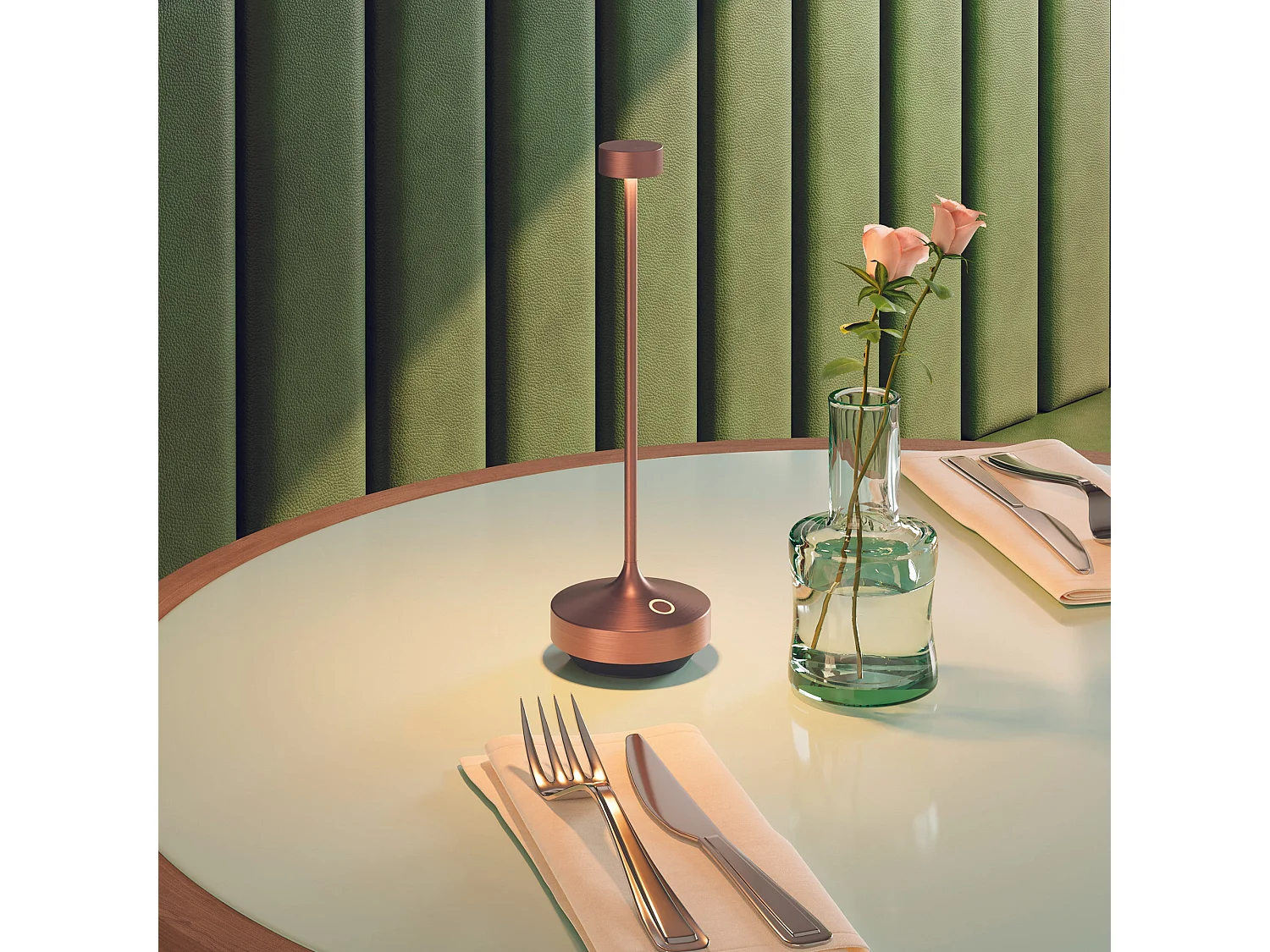 6 Lampes de table RUBY Cuivre H25cm + base de chargement