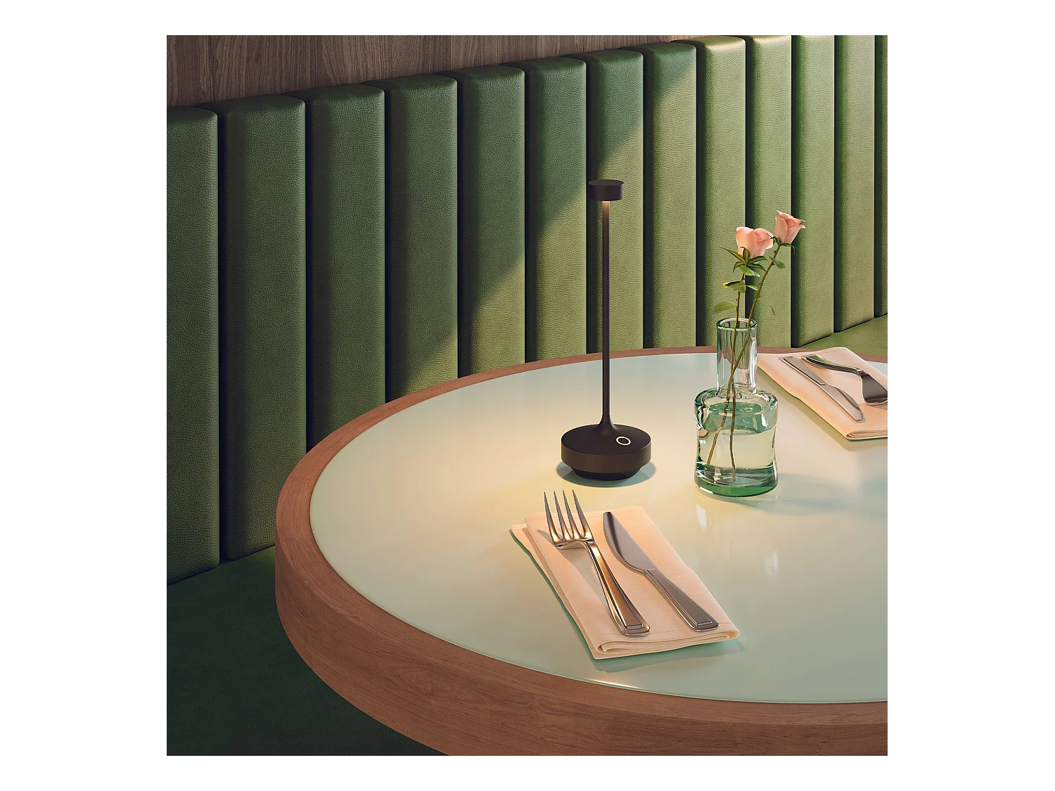 6 lampes avec plateau de chargement RUBY Noir Aluminium H25 cm