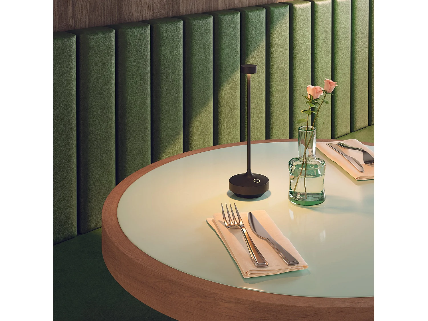 6 Lampes de table RUBY Noir H25cm + base de chargement