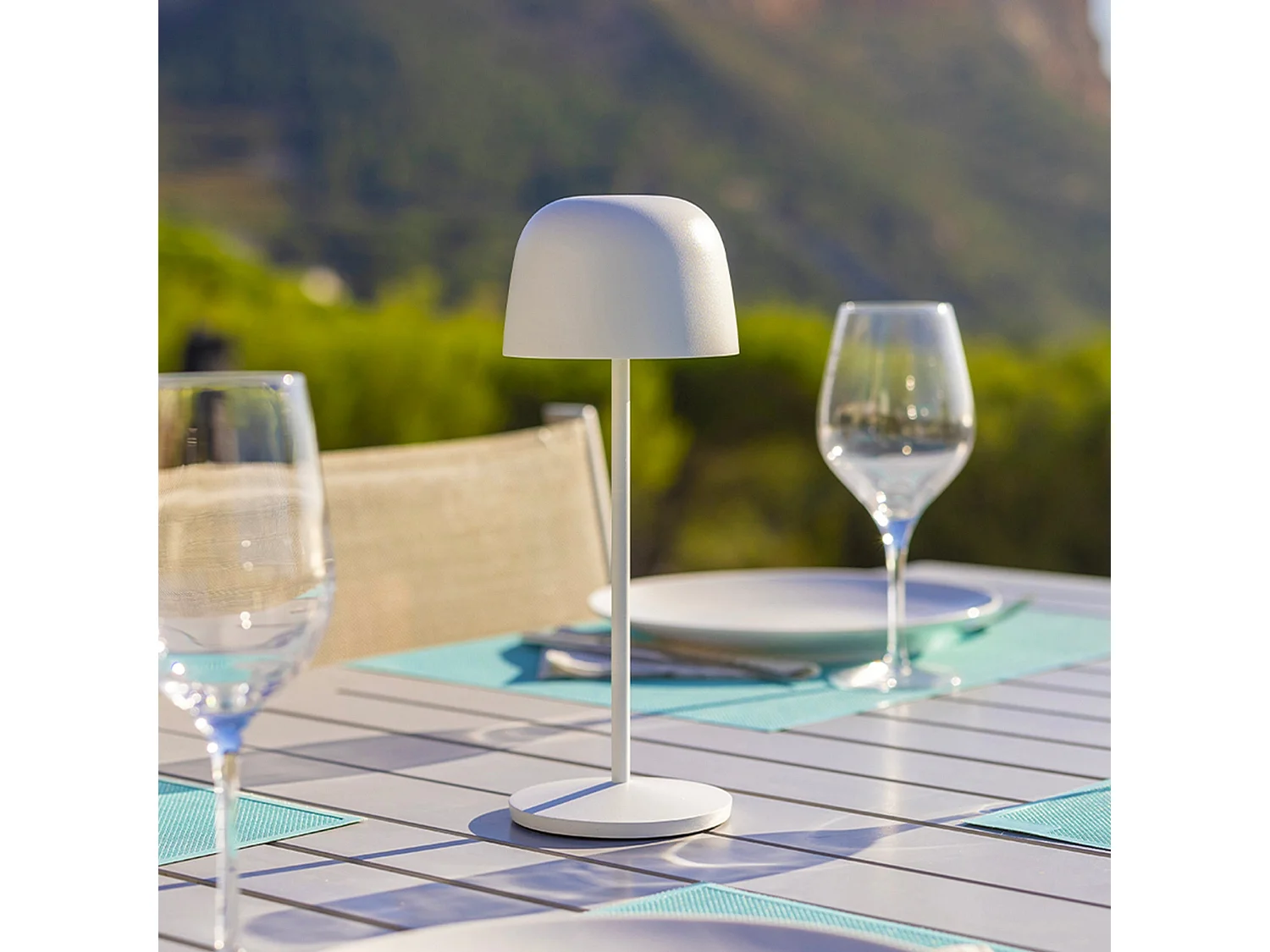 6 Lampes de table SOPHIA Blanc + base de chargement