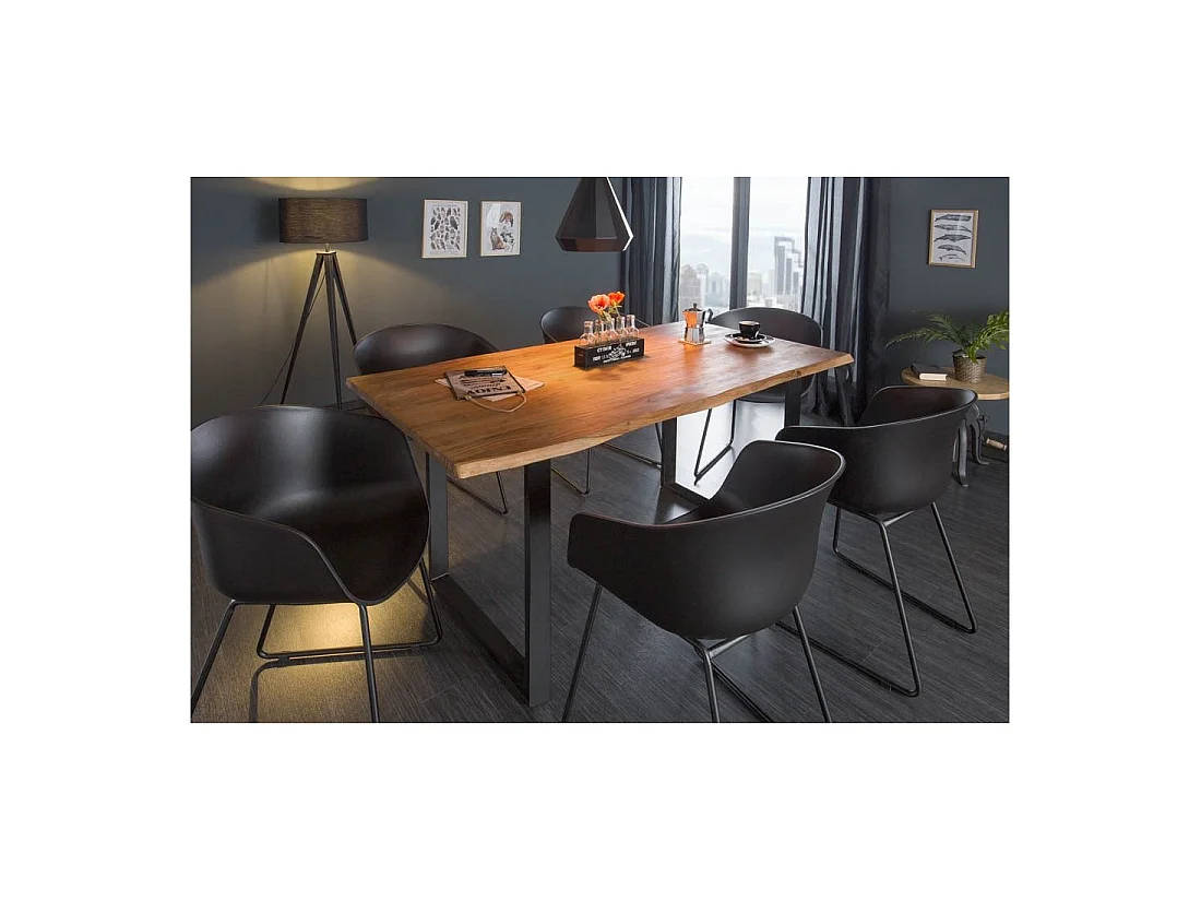 ARKAYA tafel 160 cm Gelakt wild acaciahouten blad Zwarte metalen U-poten Industriële stijl