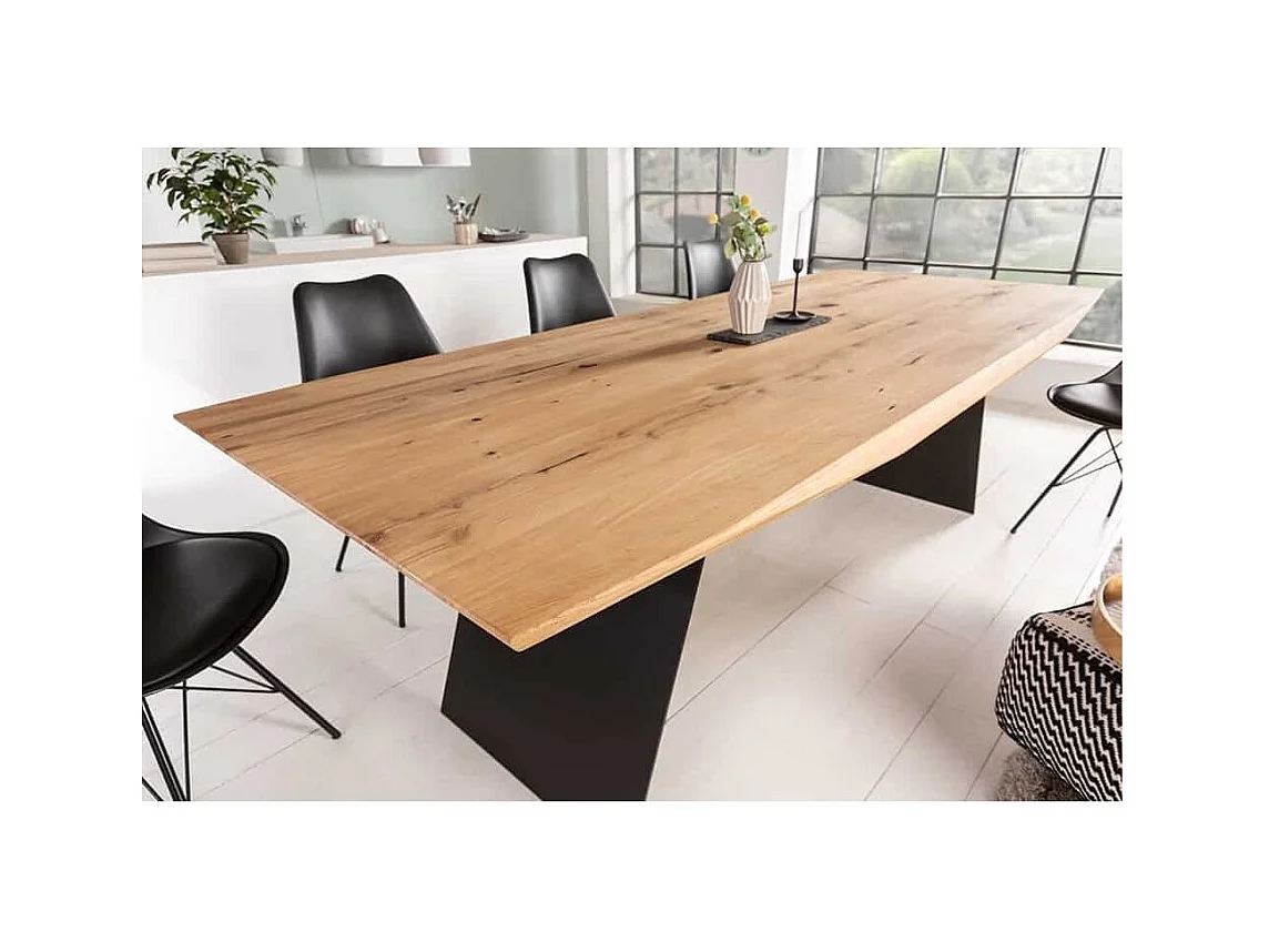 Table de salle à manger ZENTOR 240 cm – Plateau en chêne sauvage huilé et pieds métal noir – Esprit industriel élégant