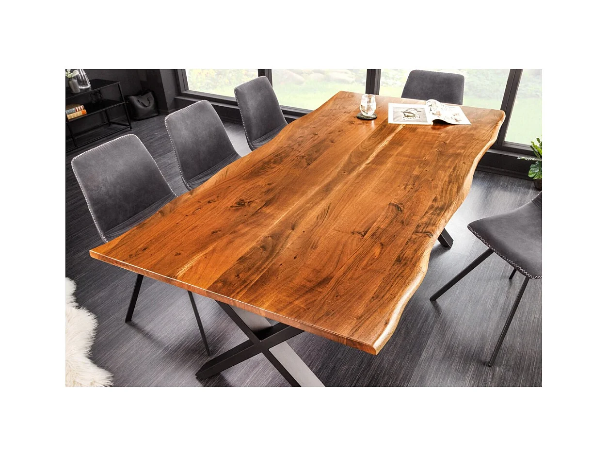 Table de salle à manger ARKAYA 180 cm – Plateau en acacia verni et pieds croisés métal noir – Design industriel naturel