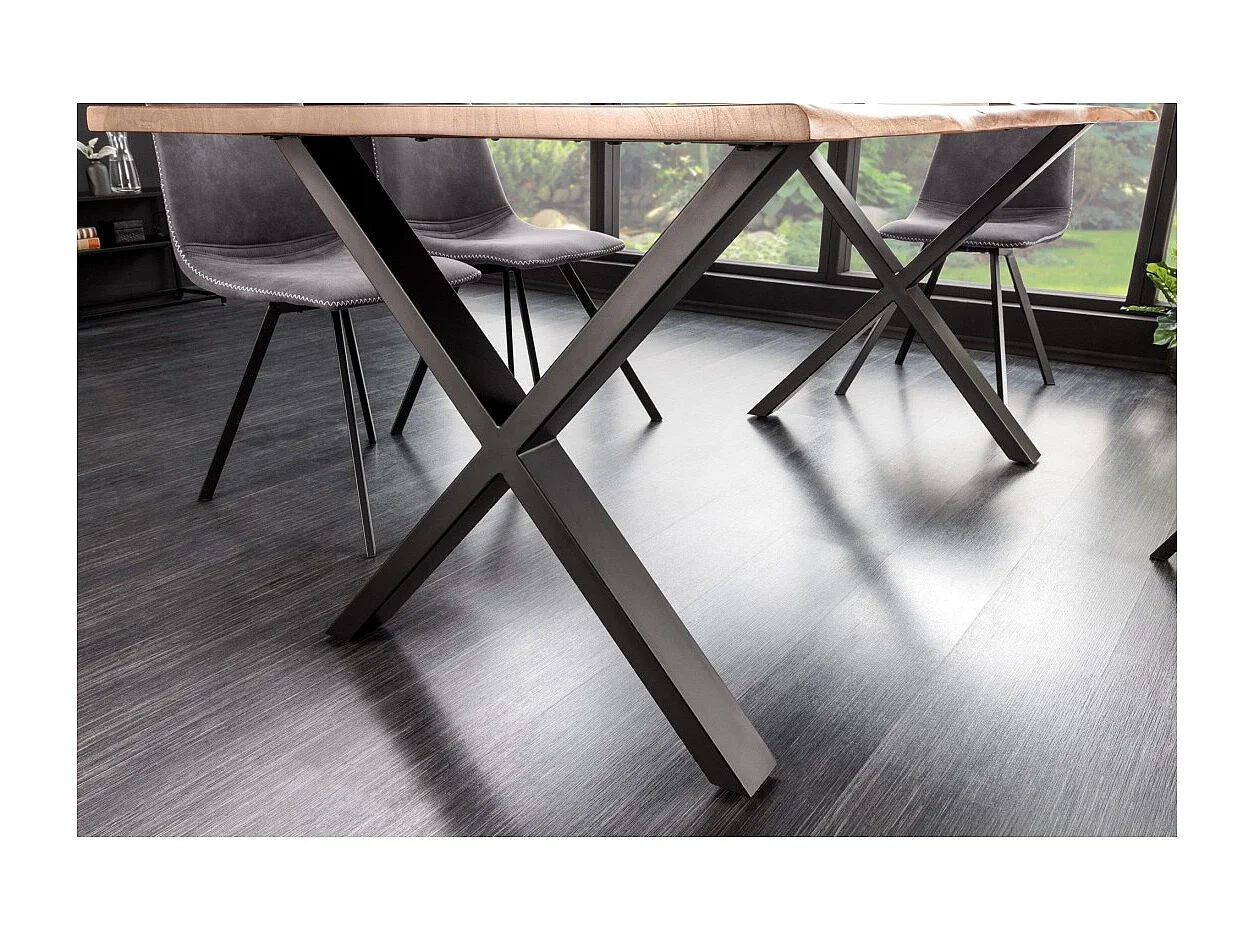 Eettafel ARKAYA 180 cm - Blad van gelakt acaciahout en kruispoten in zwart metaal - Natuurlijk industrieel ontwerp