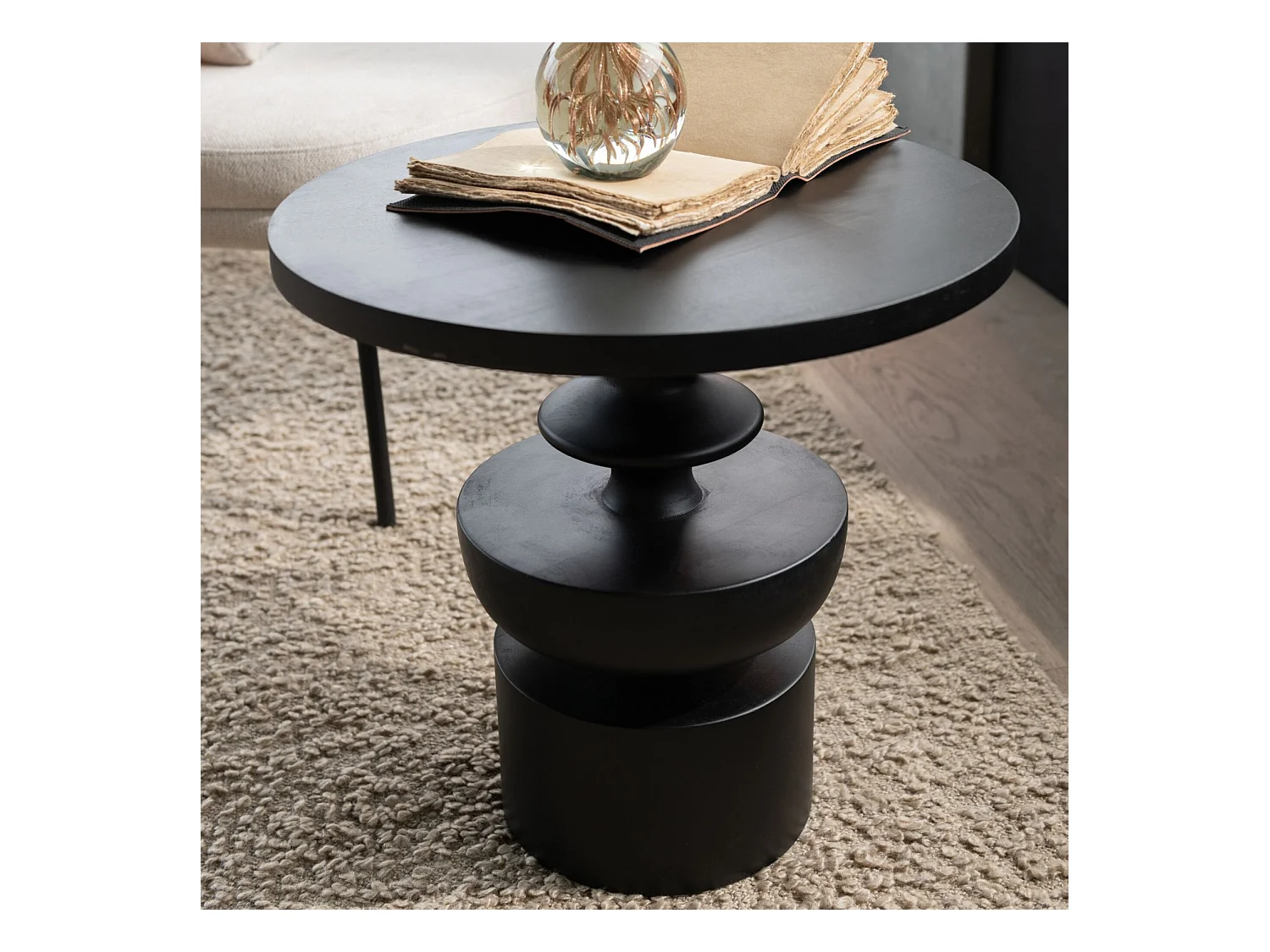 Mesa auxiliar de madera de mango