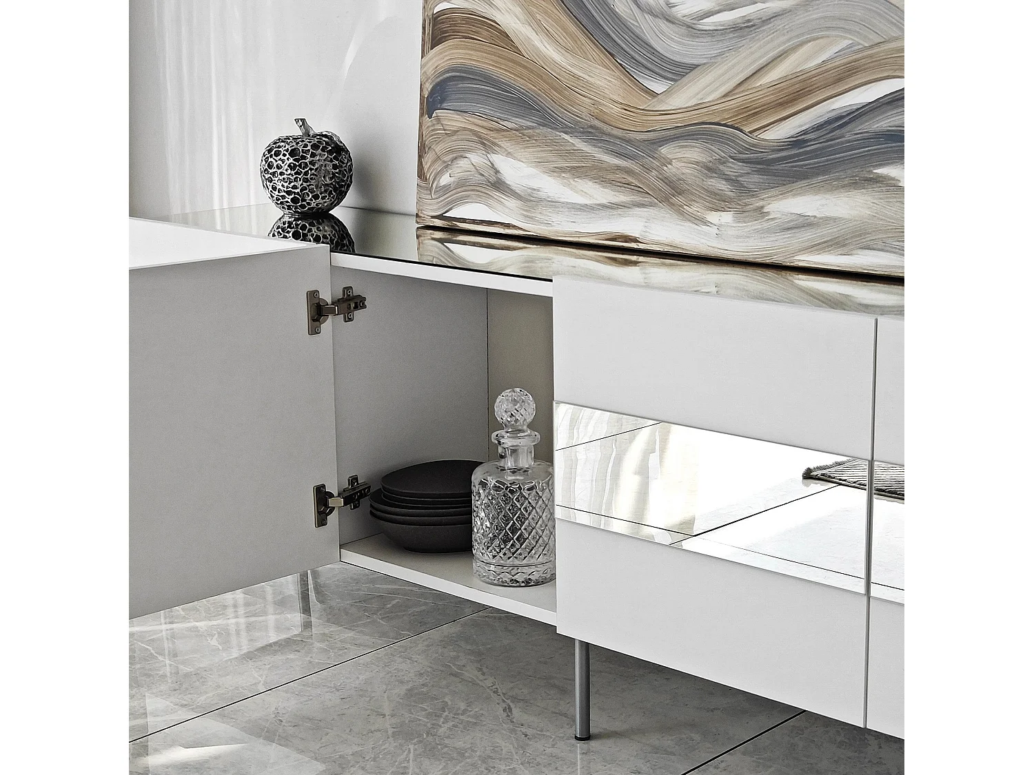 Meuble TV élégant, largeur 180 cm, blanc et argent | Panneau de particules 100 % mélaminé, épaisseur 18 mm | Design moderne pour salons et espaces de divertissement