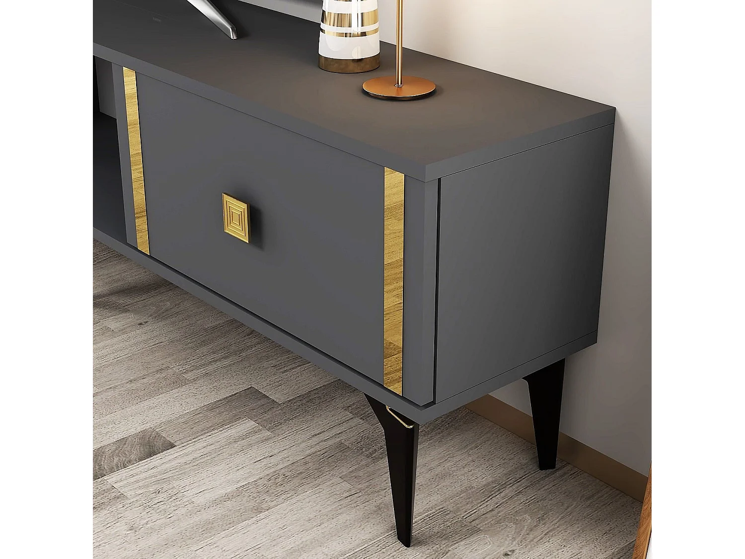 TV-Ständer – 150 cm x 44,6 cm x 29,6 cm – Anthrazit und Gold – Melaminbeschichtete Spanplatte