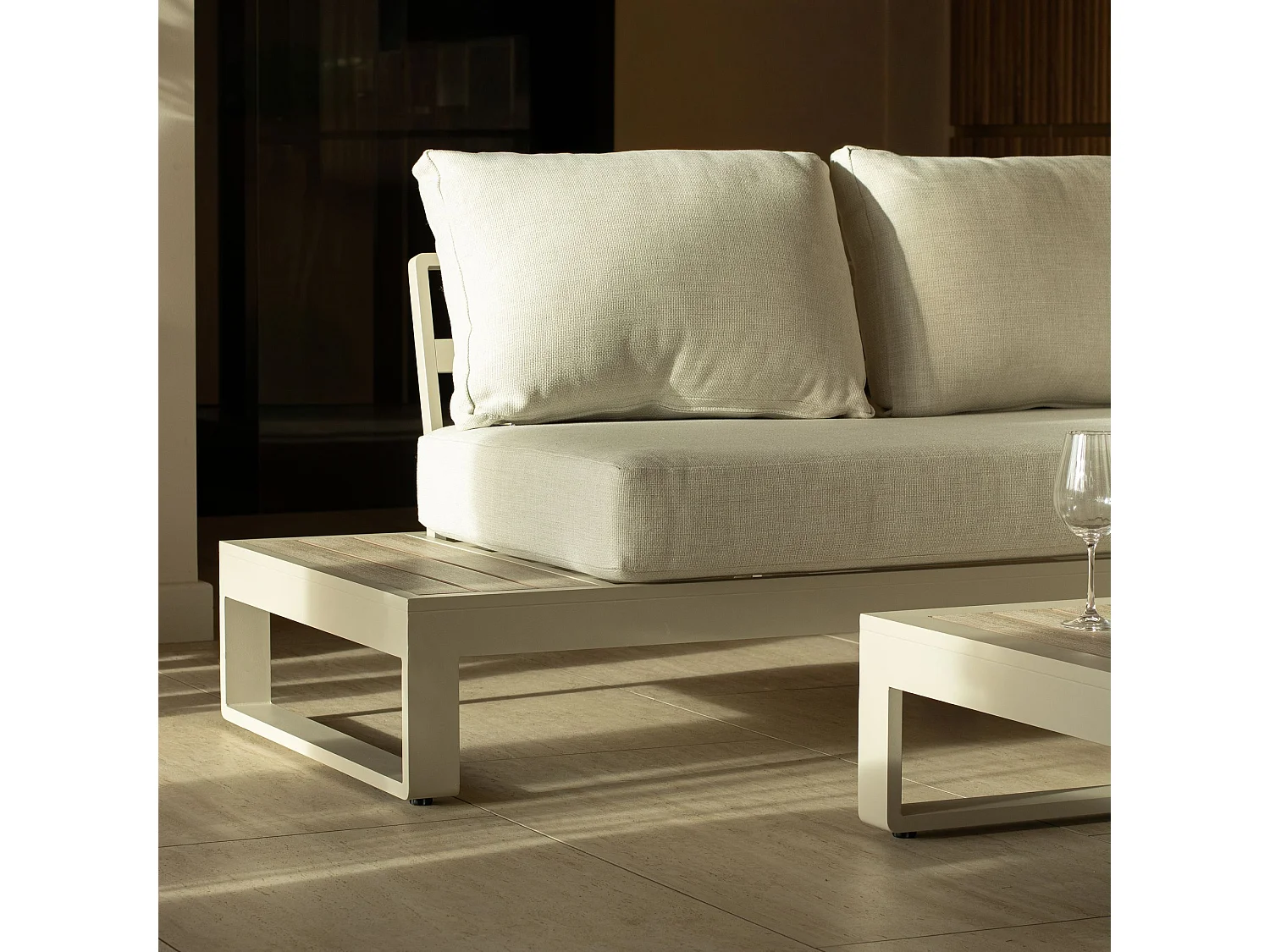 Now's Home - Salon De Jardin Structur Aluminium Sable Coussin En Olefine Riva Bella