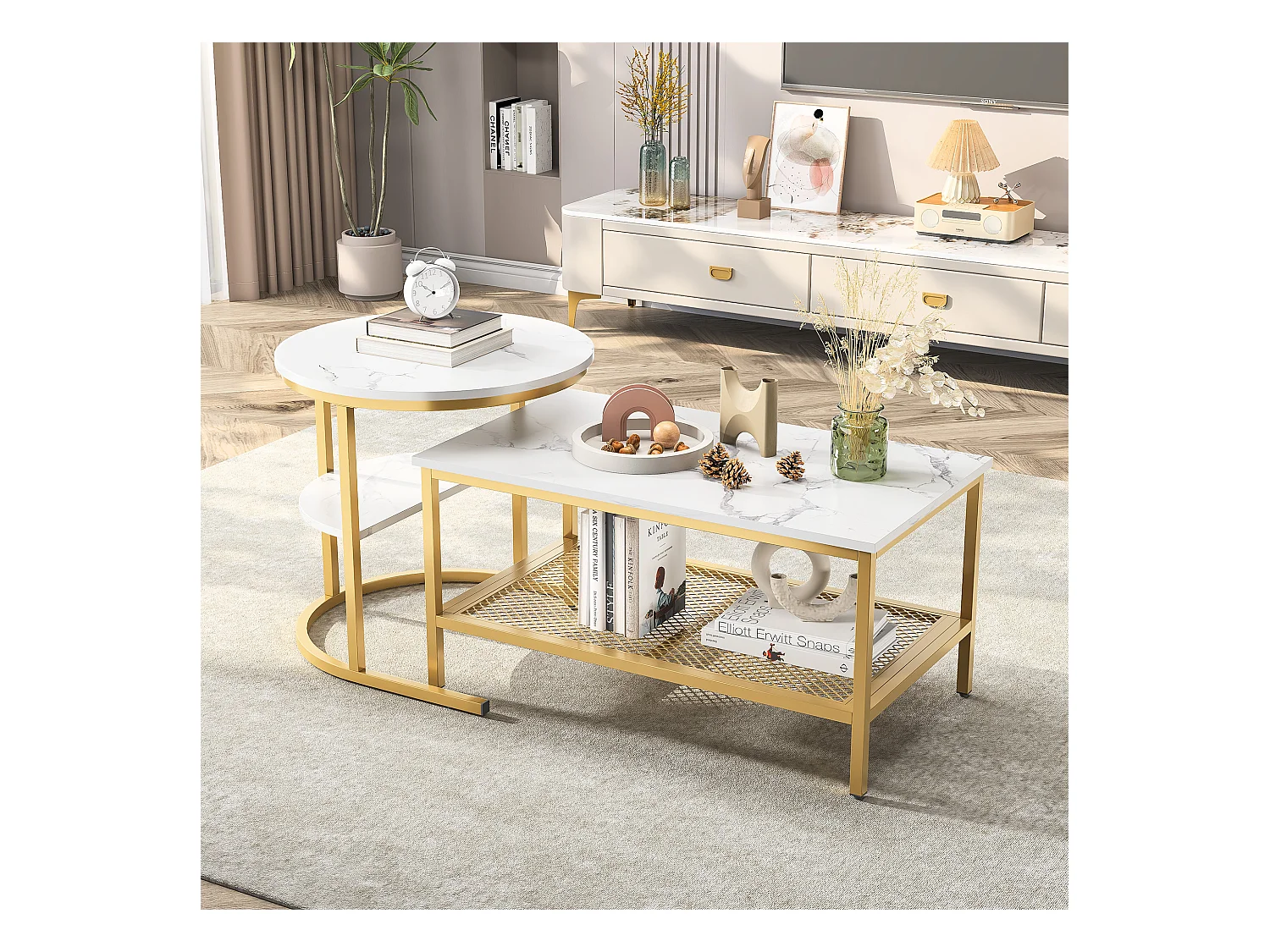 Set di 2 tavolini da caffè impilabili, tavolino con design in marmo, struttura in metallo dorato