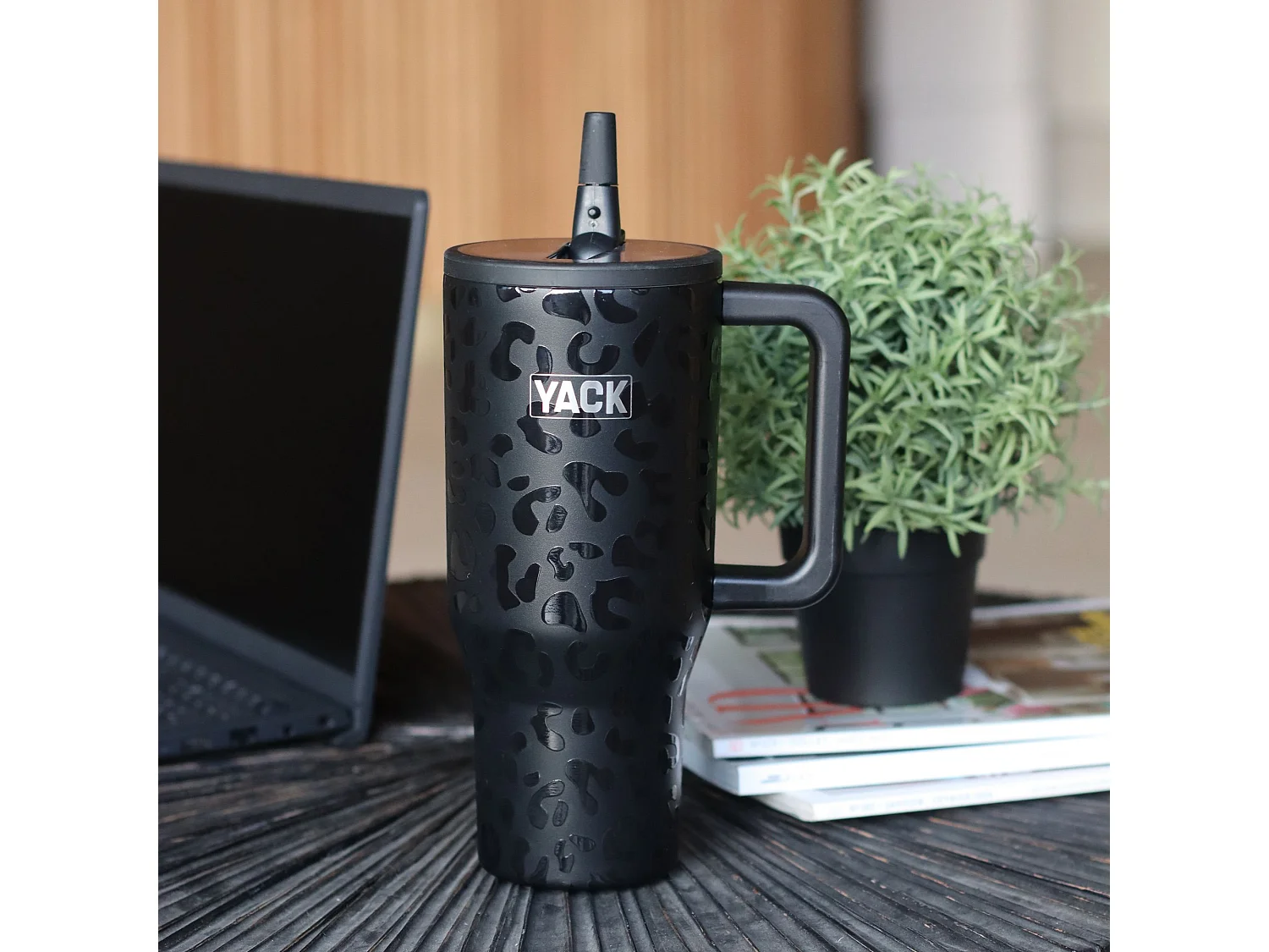 Yack - Gobelet Isotherme Yack 90cl En Acier Inoxydable Leopard Noir Anti-derap