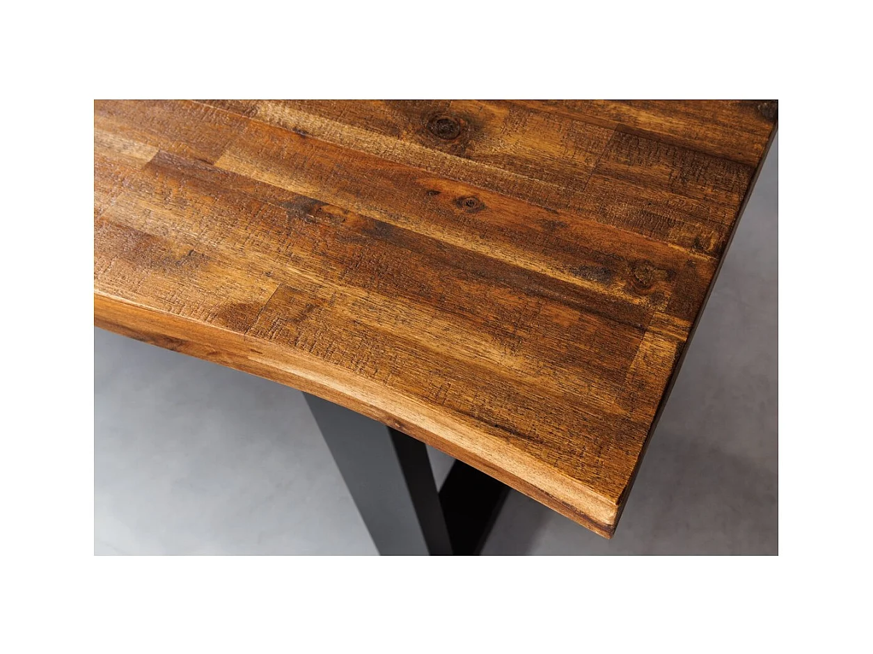 Table NALKO 200 cm – Plateau en bois massif d'acacia et structure en métal noir – Élégance industrielle et authenticité naturell