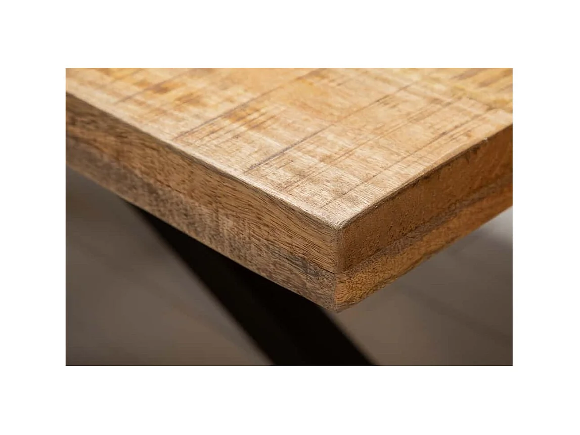 Table SOLARA 160 cm – Plateau en bois de manguier verni et structure en métal noir – Design industriel et charme unique