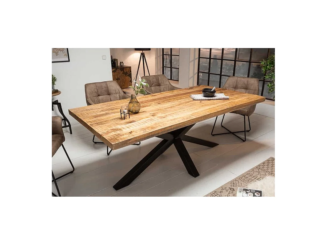 Table SOLARA 160 cm – Plateau en bois de manguier verni et structure en métal noir – Design industriel et charme unique